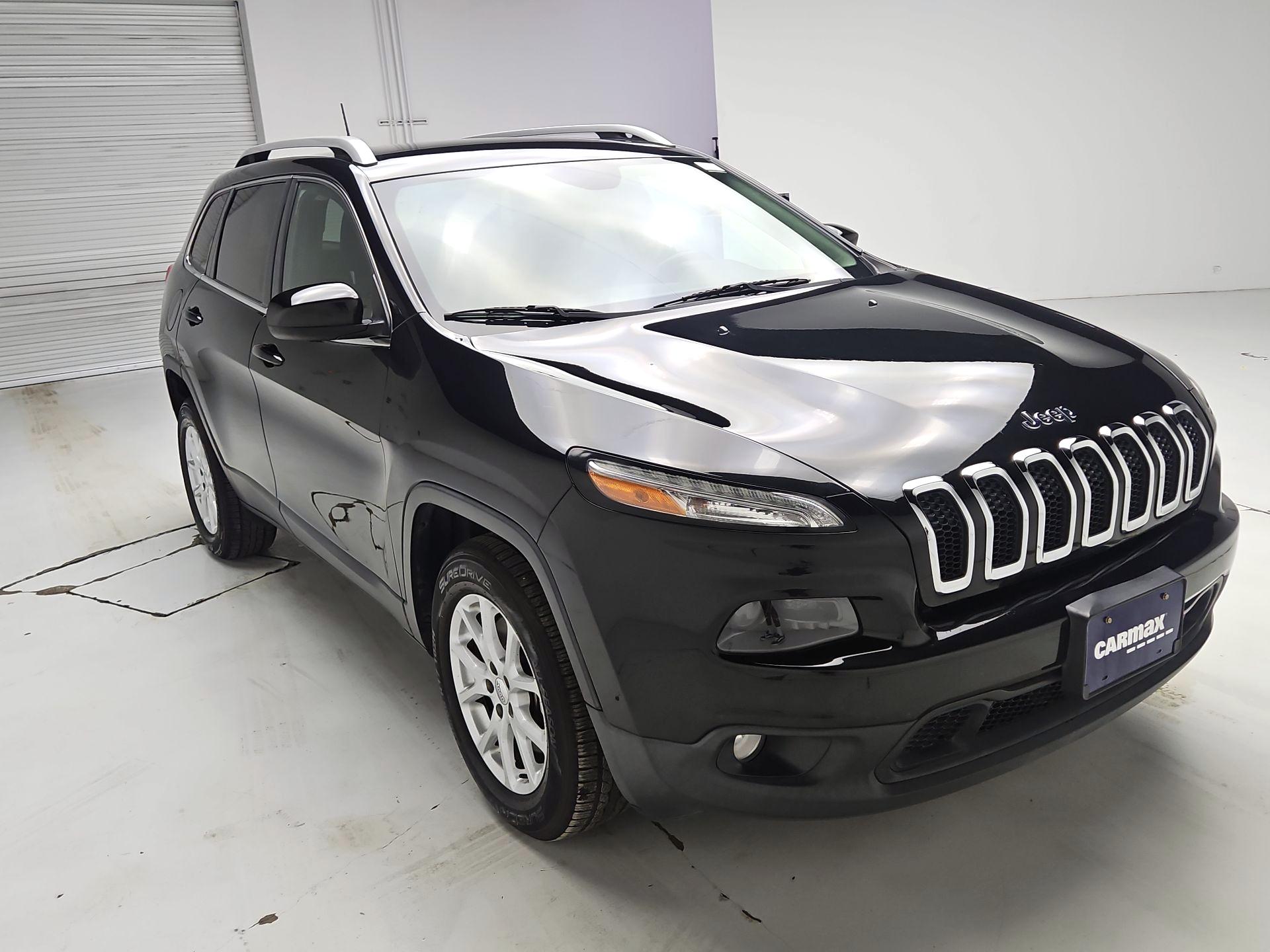 Thumbnail: 2016 Jeep Cherokee - 1