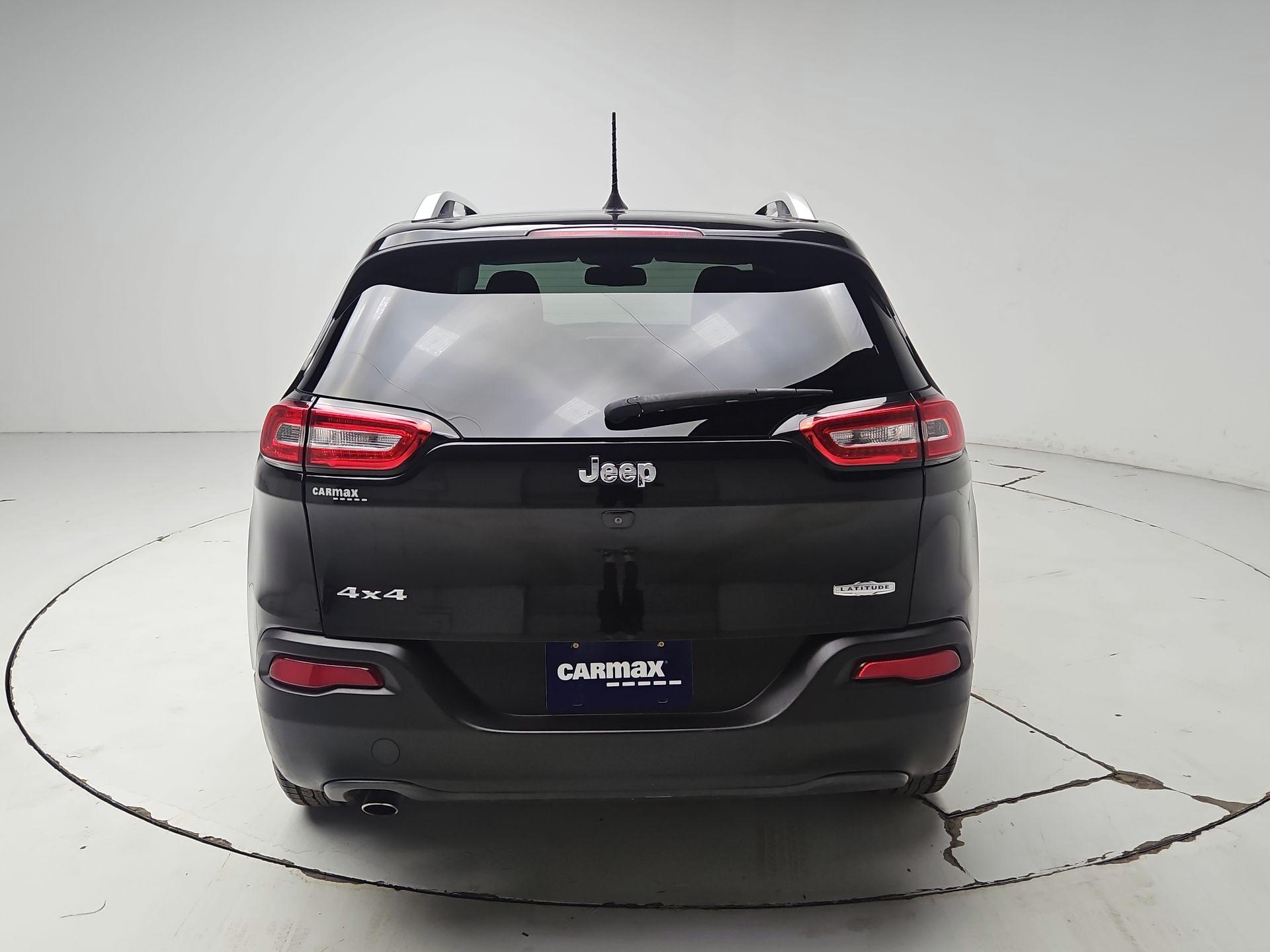 Thumbnail: 2016 Jeep Cherokee - 6