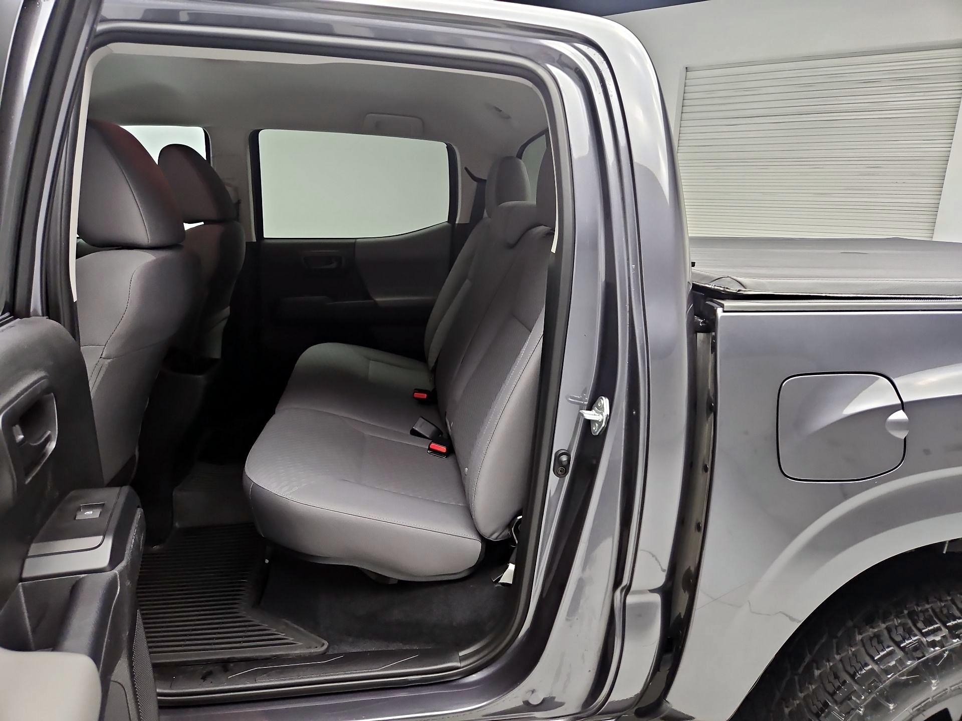 Thumbnail: 2021 Toyota Tacoma - 17