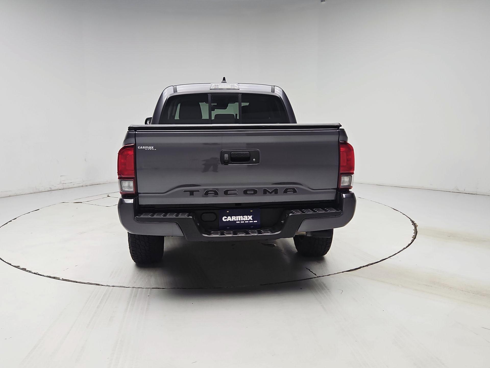 Thumbnail: 2021 Toyota Tacoma - 6