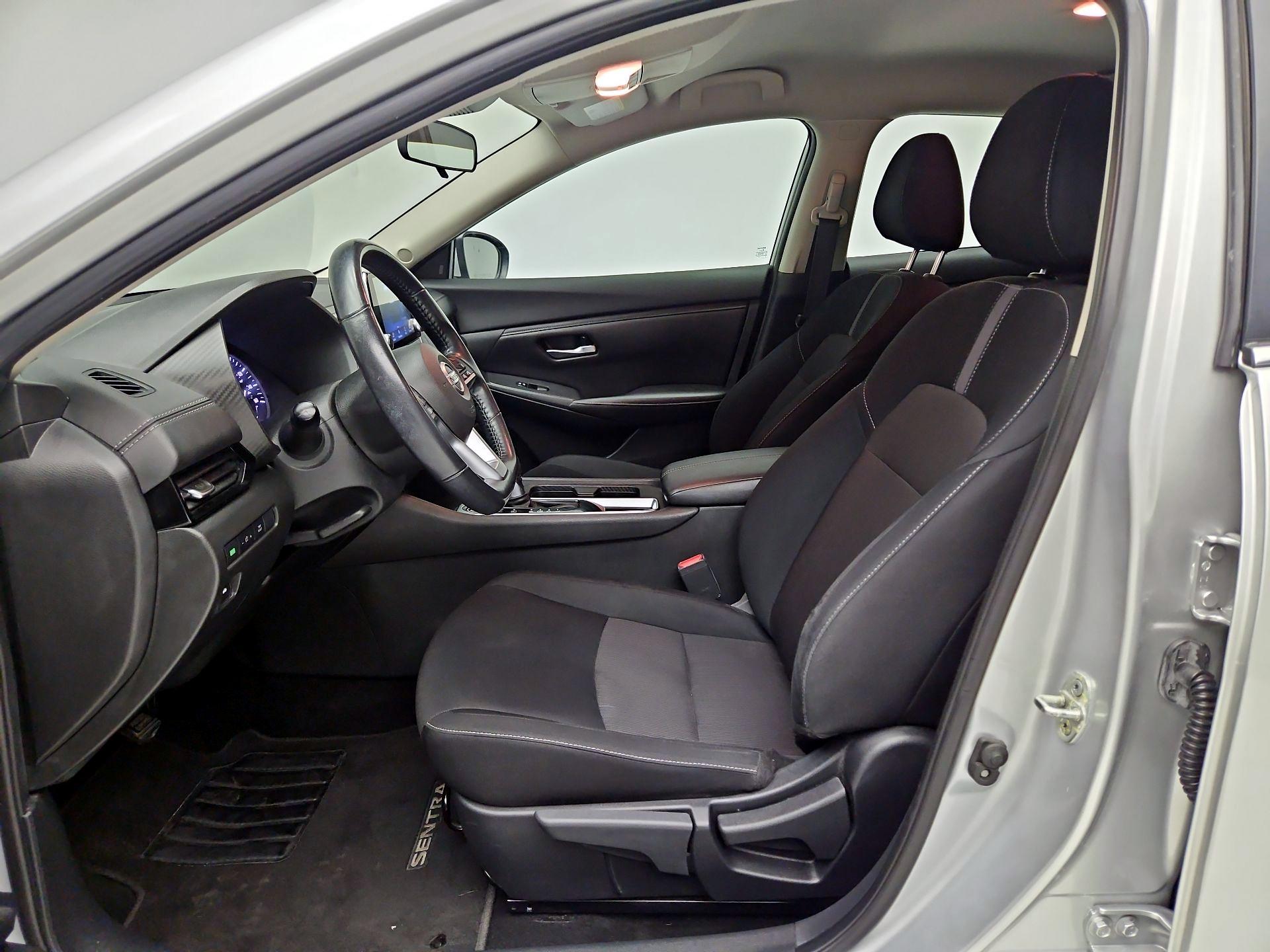 Thumbnail: 2022 Nissan Sentra - 9