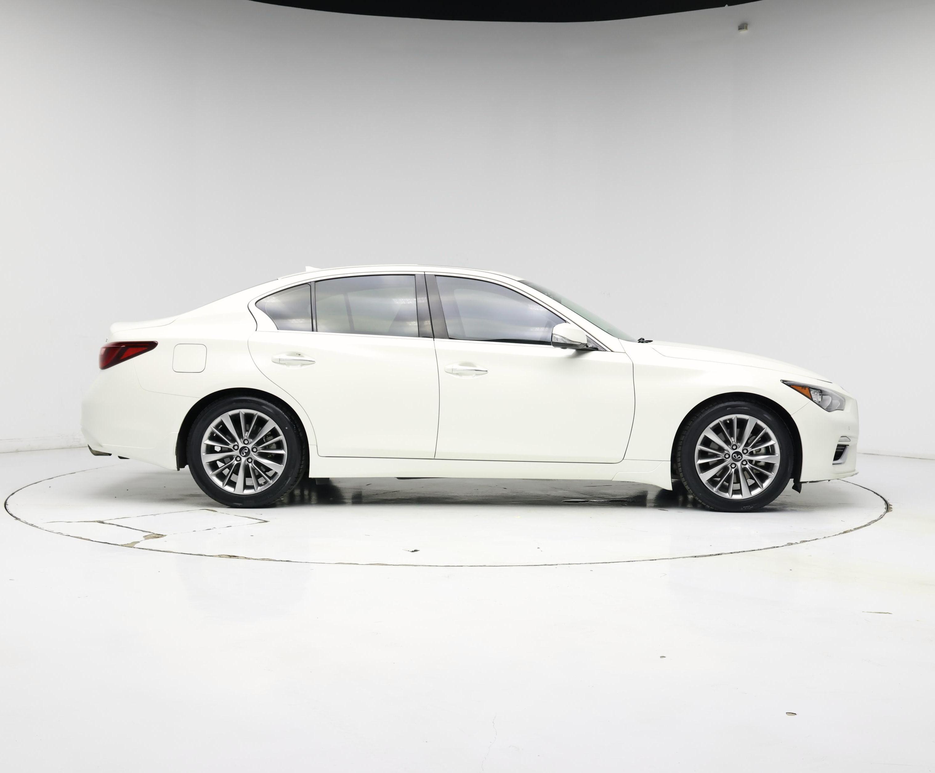 Thumbnail: 2023 INFINITI Q50 - 7