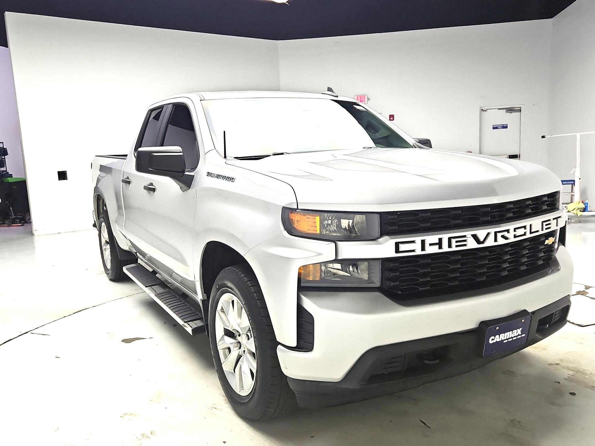 Thumbnail: 2020 Chevrolet Silverado 1500 - 1