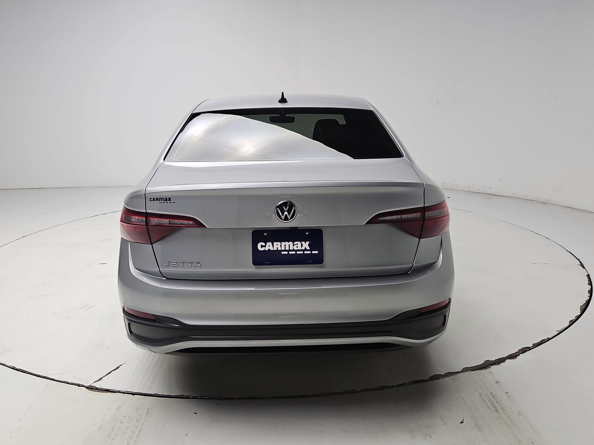 Thumbnail: 2023 Volkswagen Jetta - 6