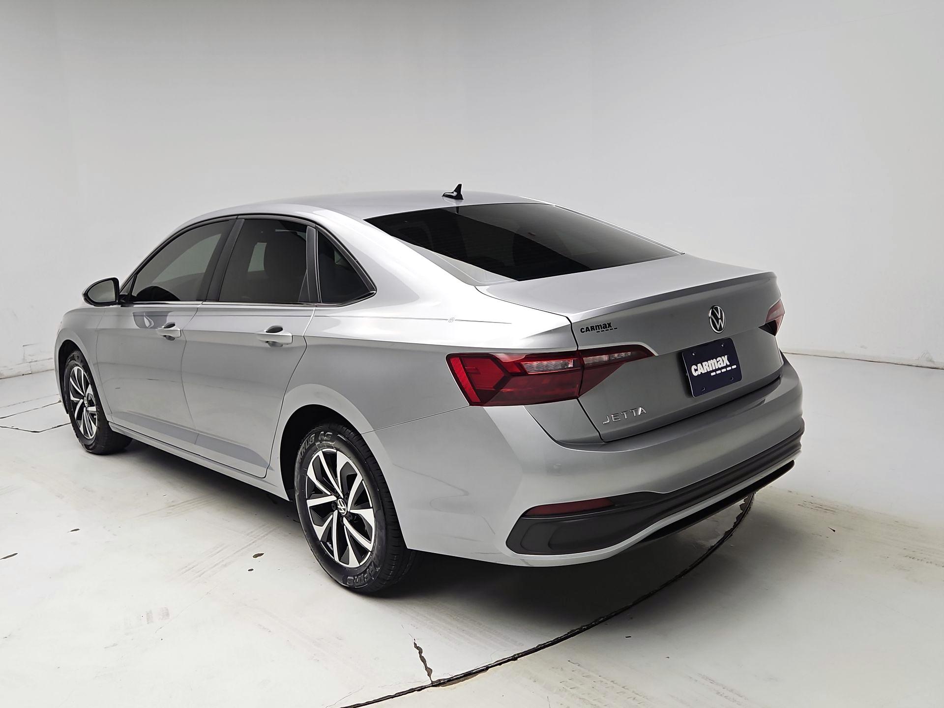 Thumbnail: 2023 Volkswagen Jetta - 7
