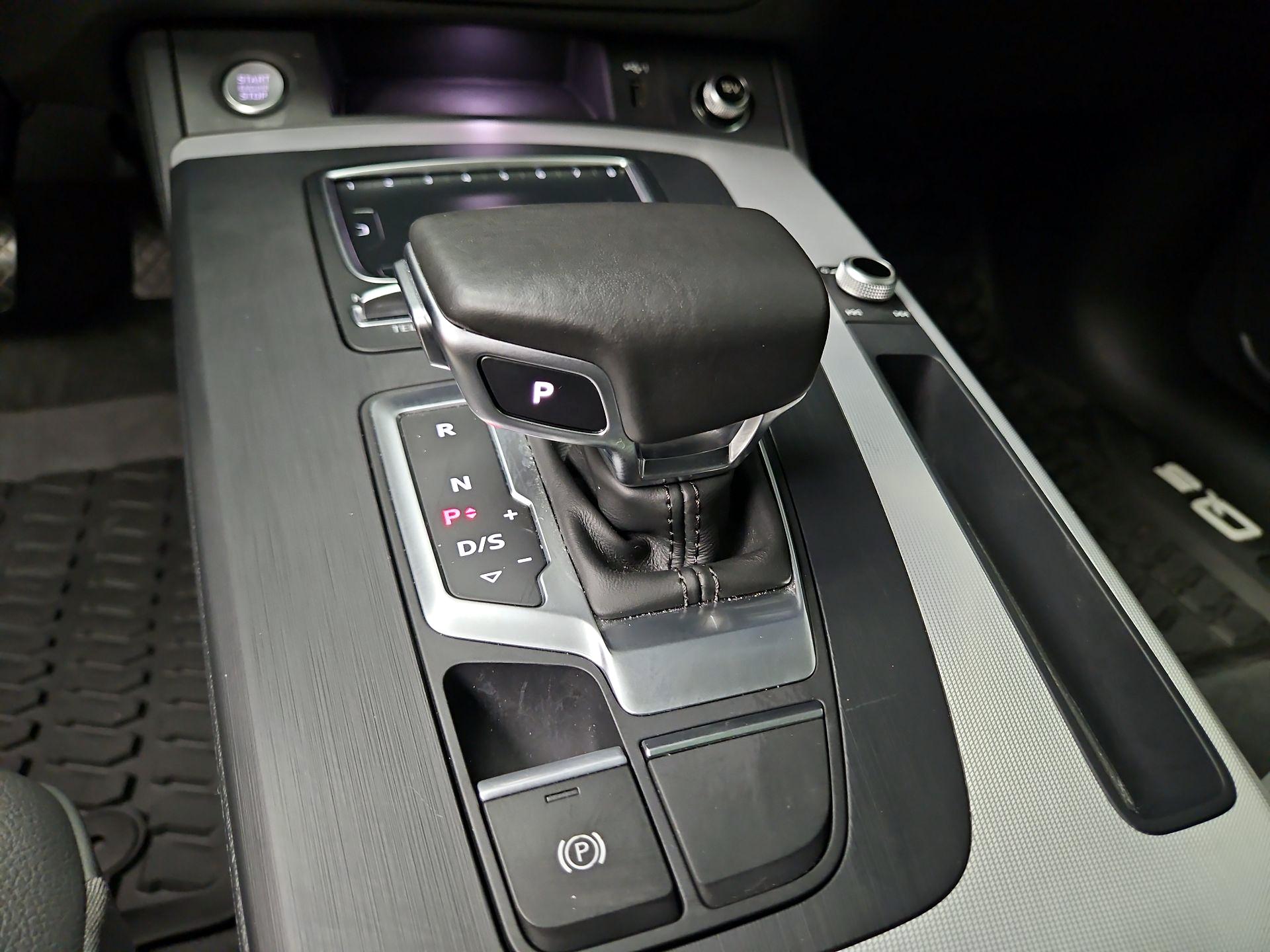 Thumbnail: 2018 Audi Q5 - 16