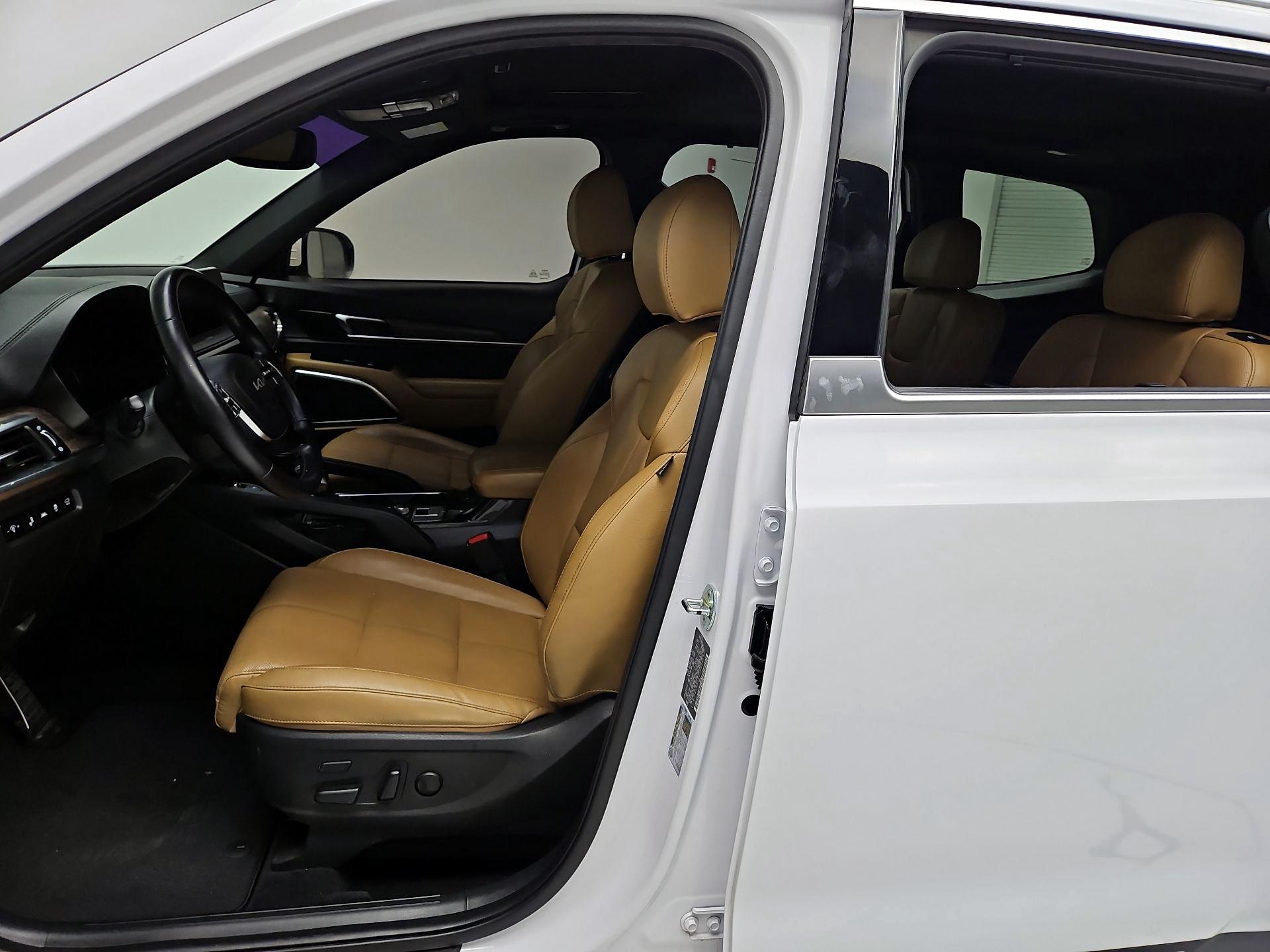 Thumbnail: 2022 Kia Telluride - 9