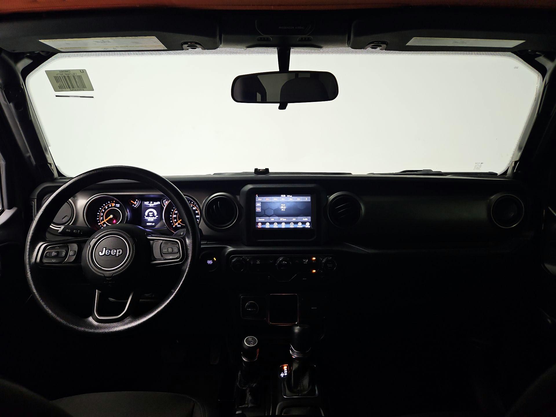 Thumbnail: 2023 Jeep Gladiator - 9