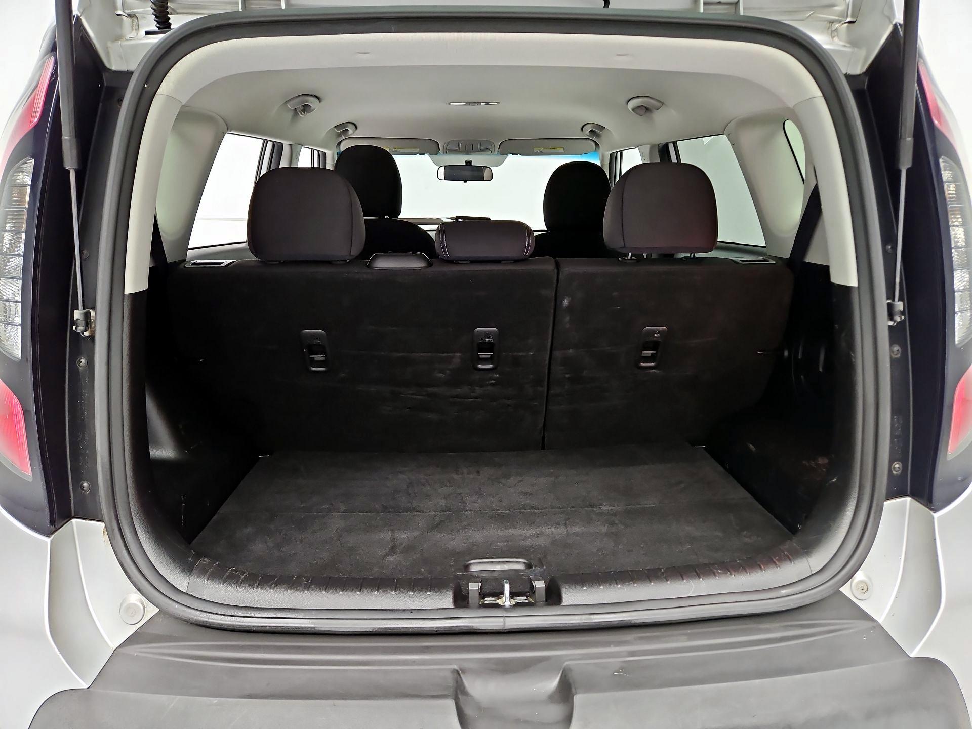Thumbnail: 2015 Kia Soul - 19