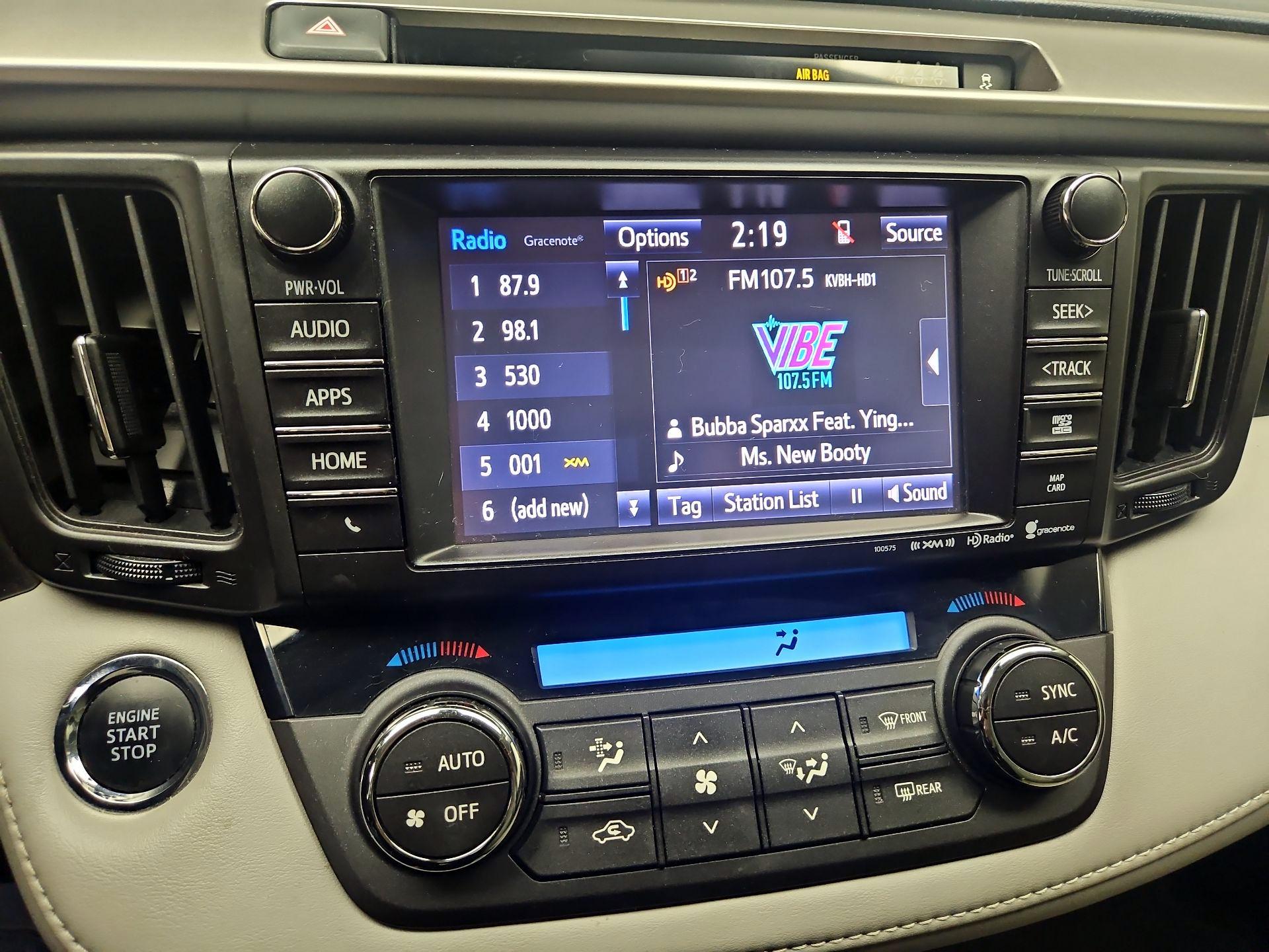 Thumbnail: 2018 Toyota RAV4 - 14