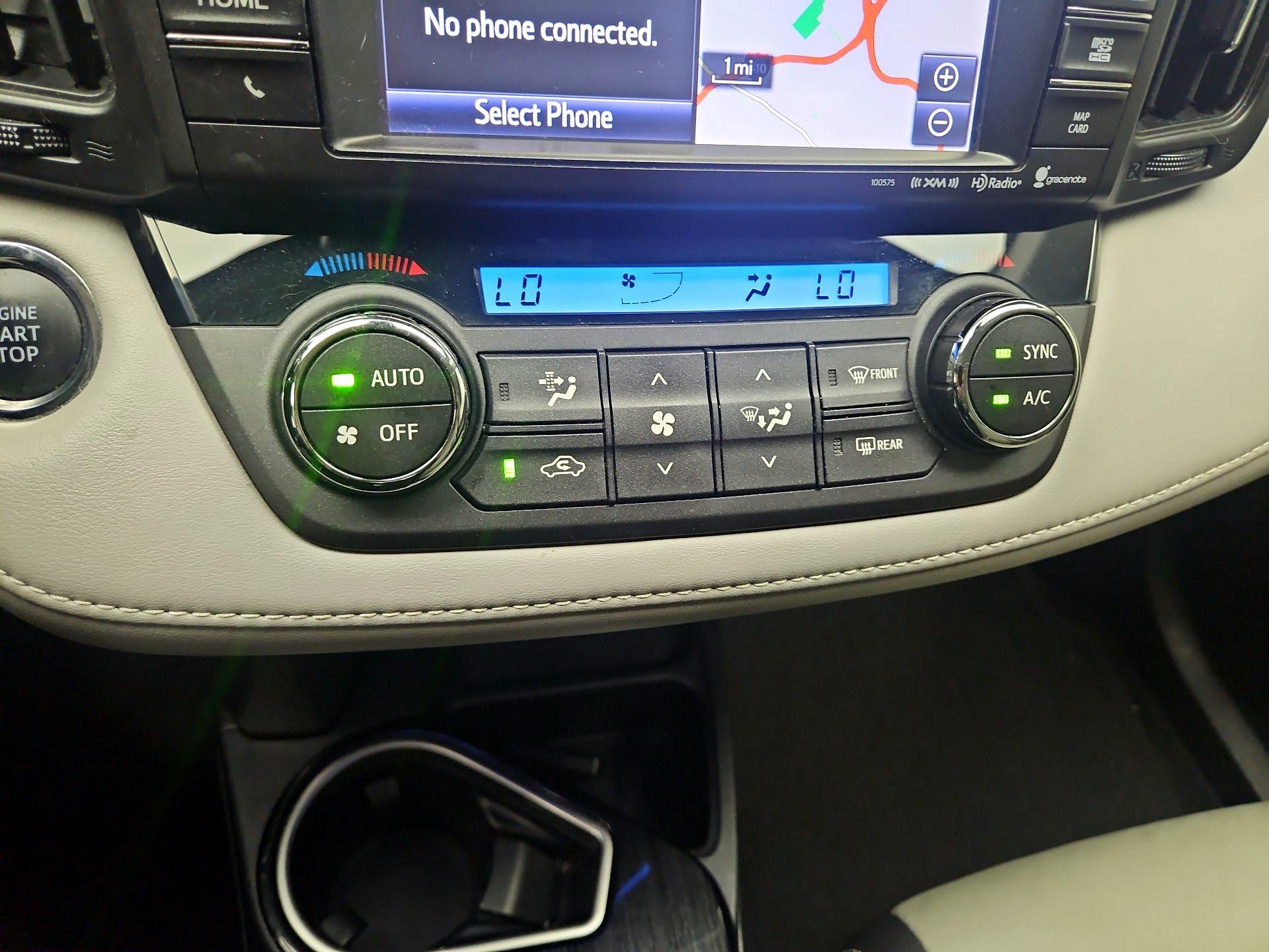 Thumbnail: 2018 Toyota RAV4 - 15