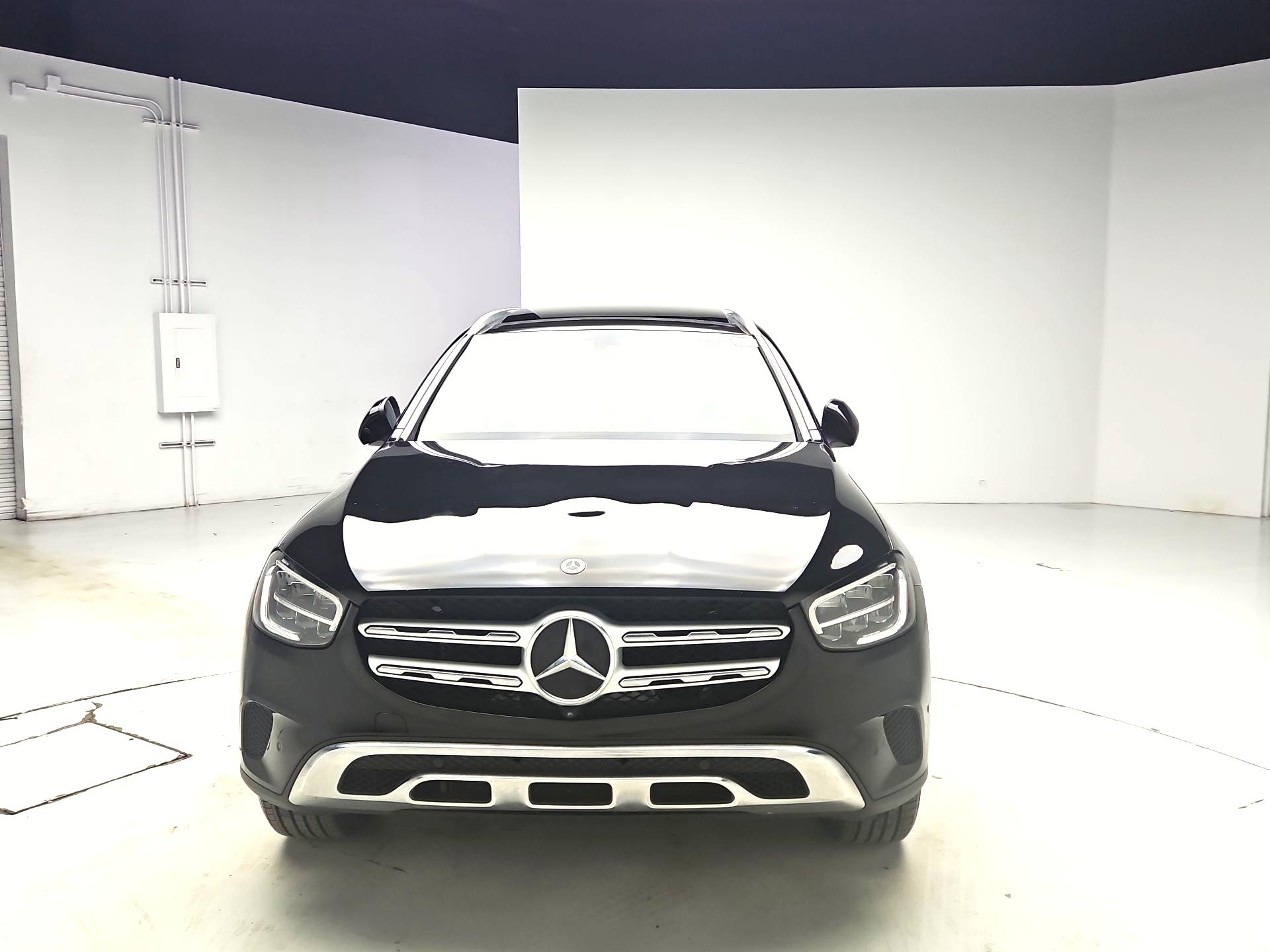 Thumbnail: 2020 Mercedes-Benz GLC - 2