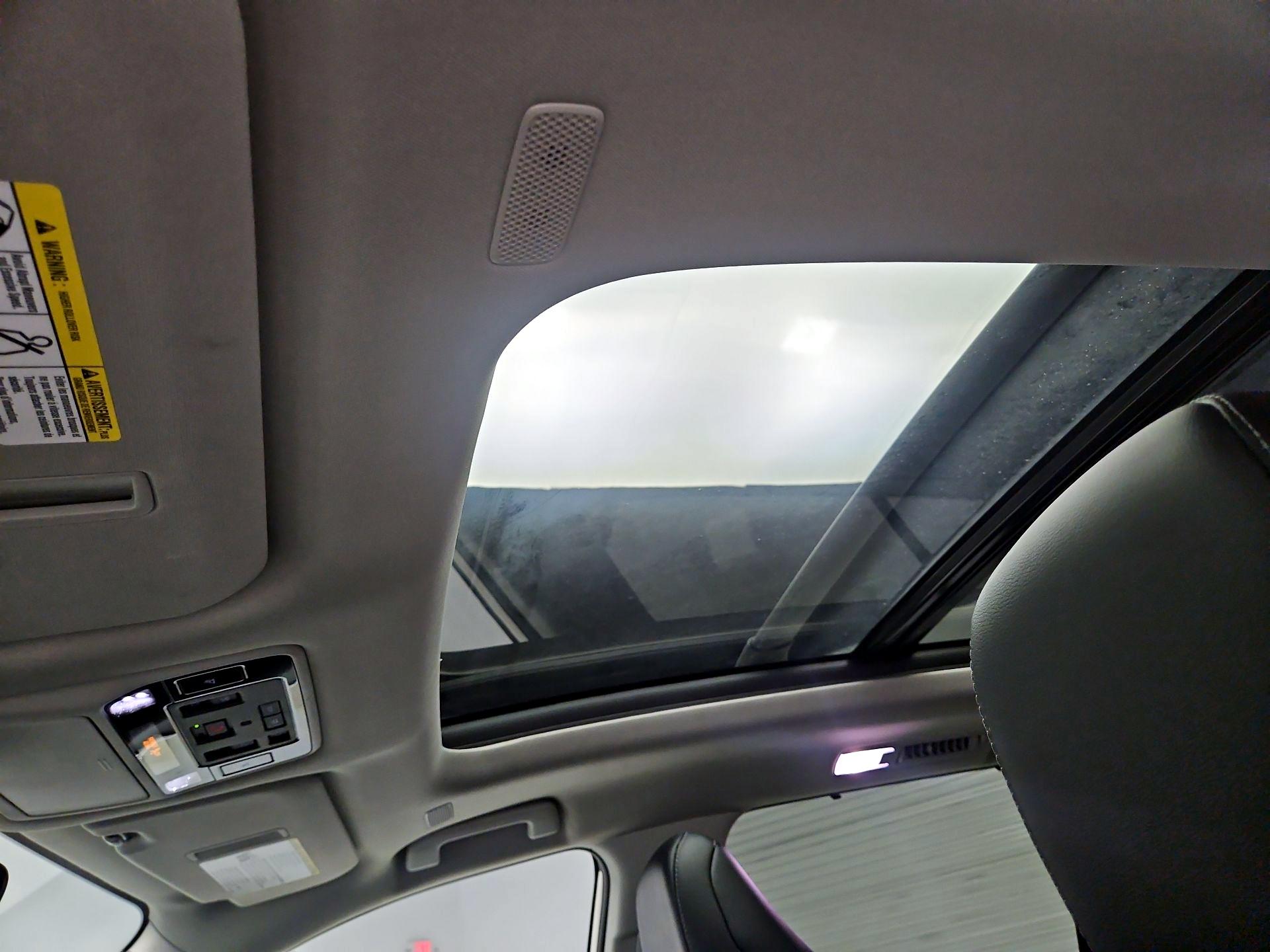 Thumbnail: 2024 Toyota Highlander - 17