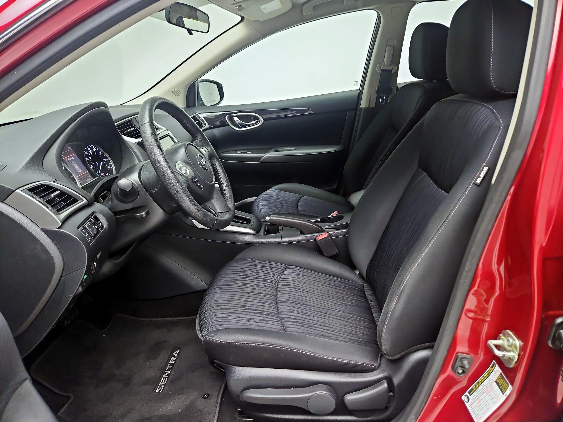 Thumbnail: 2019 Nissan Sentra - 9