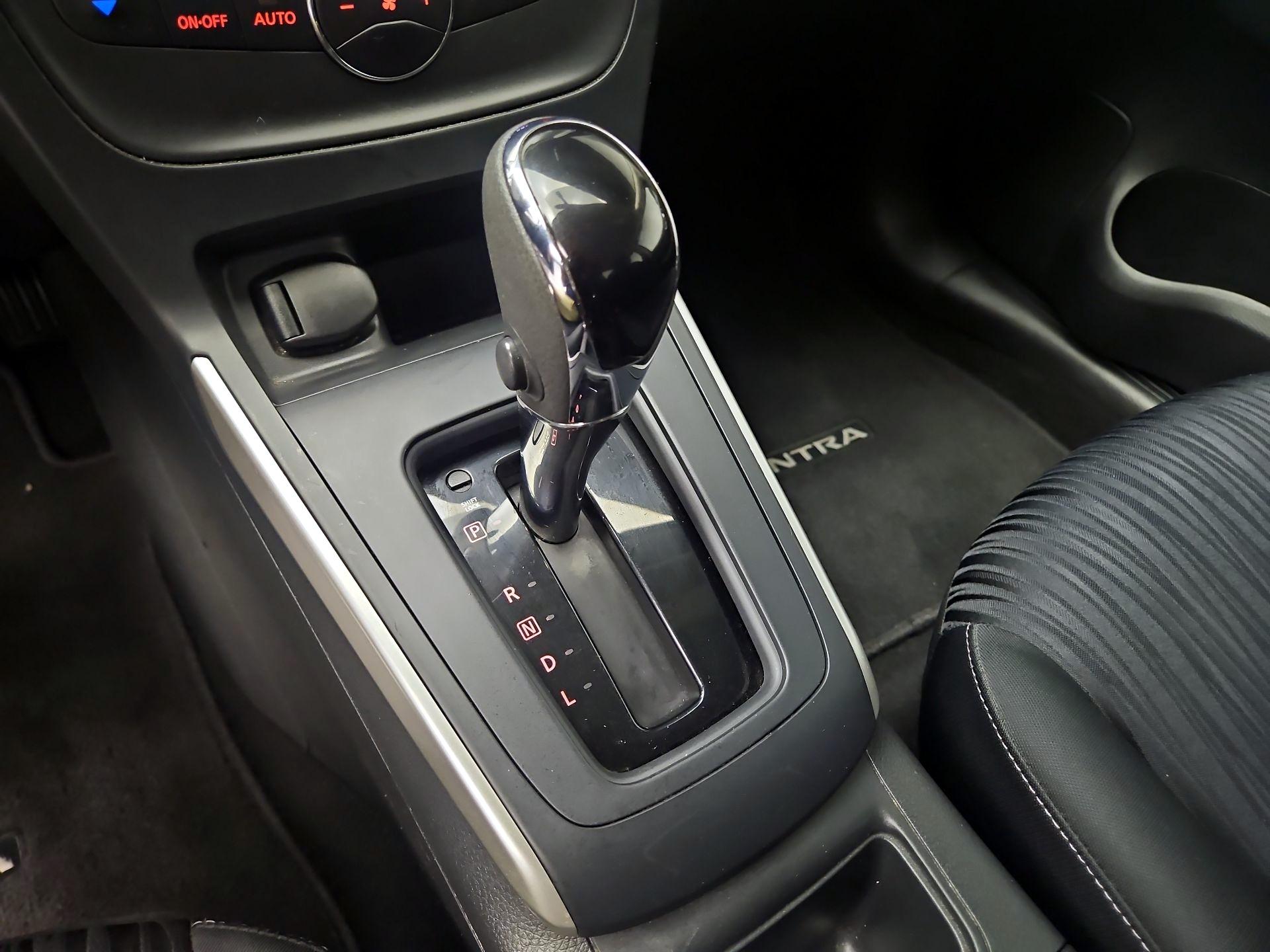 Thumbnail: 2019 Nissan Sentra - 15