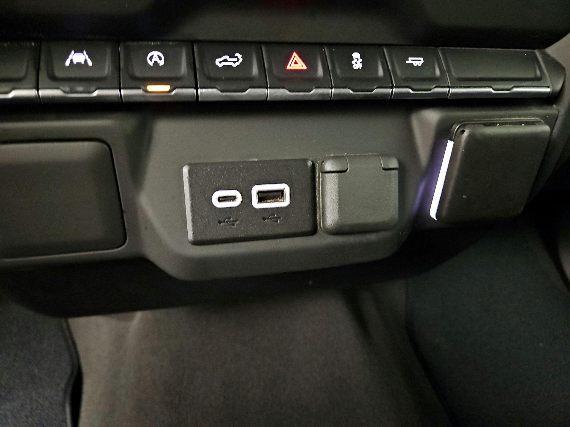 Thumbnail: 2023 Chevrolet Silverado 1500 - 18