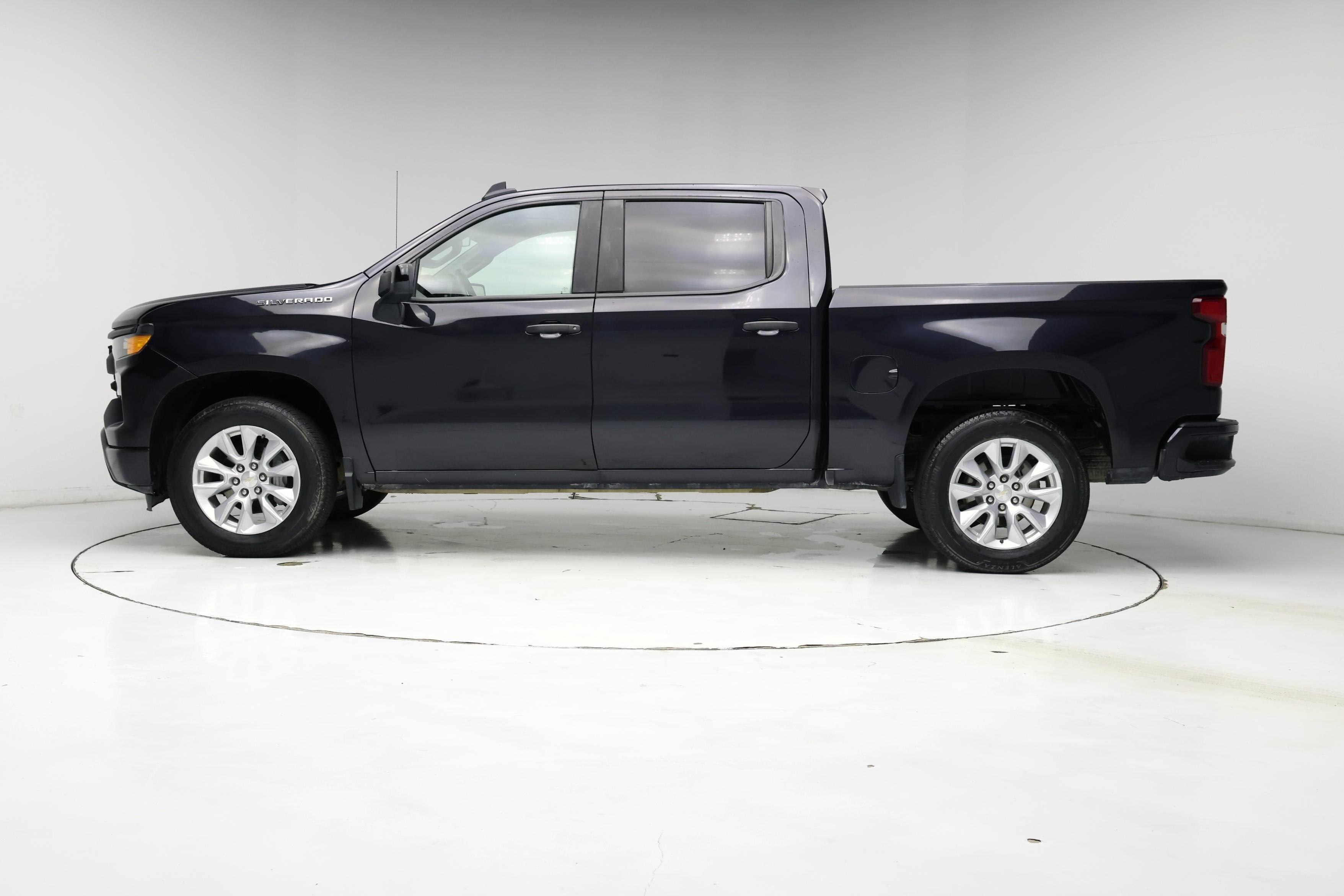 Thumbnail: 2023 Chevrolet Silverado 1500 - 3