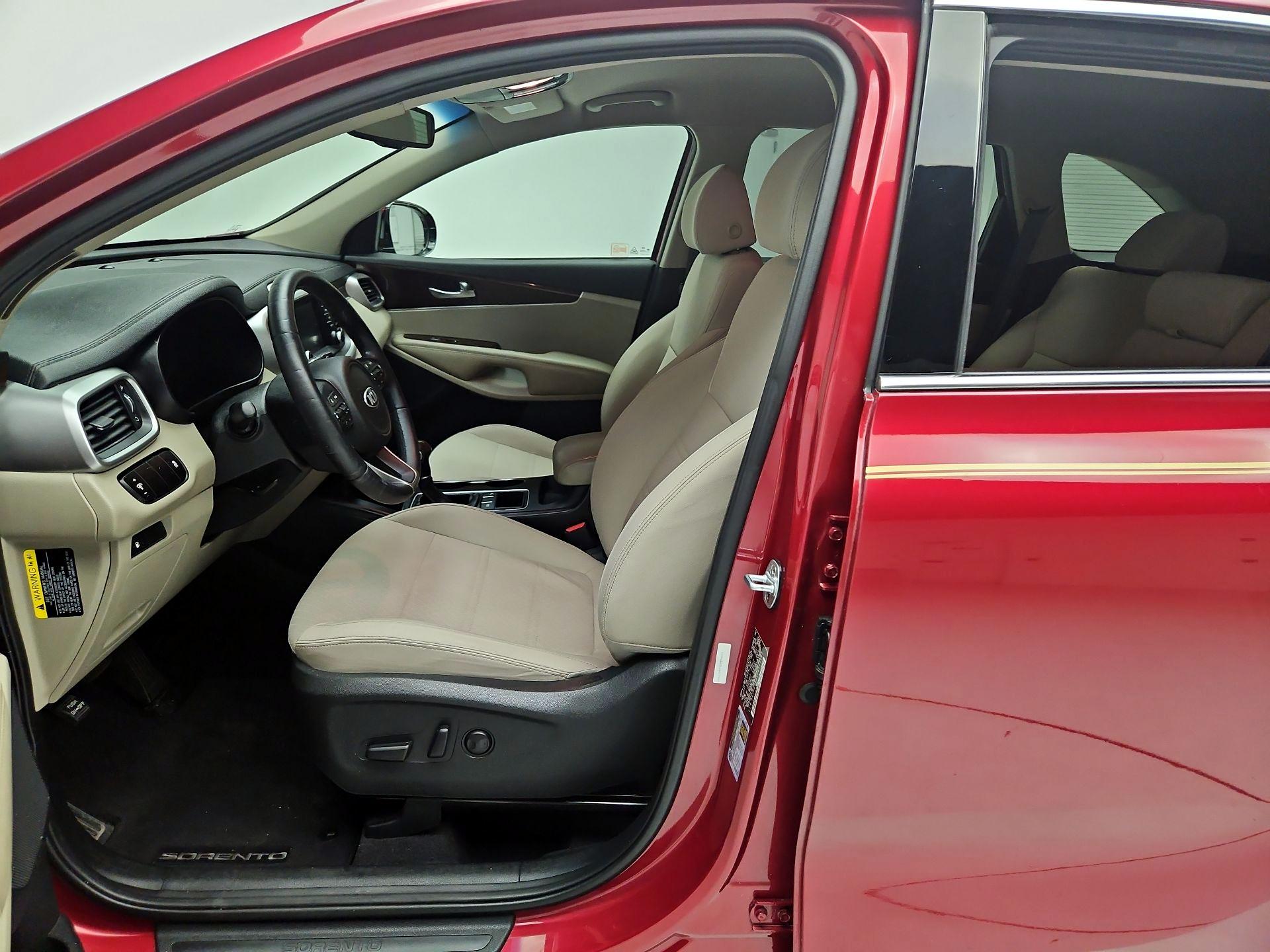 Thumbnail: 2018 Kia Sorento - 9