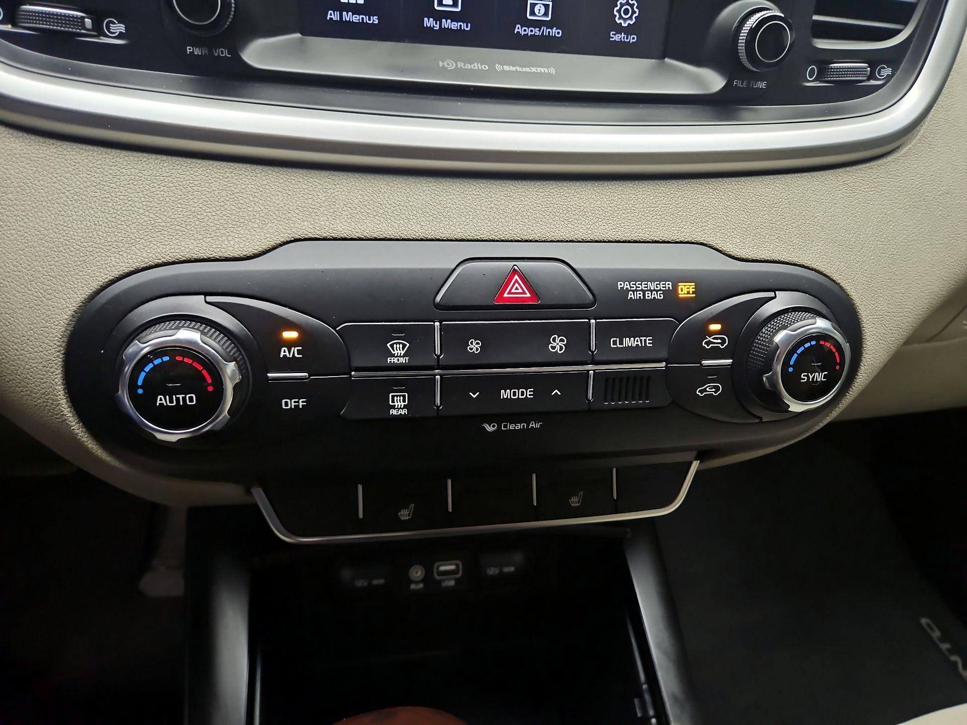 Thumbnail: 2018 Kia Sorento - 14