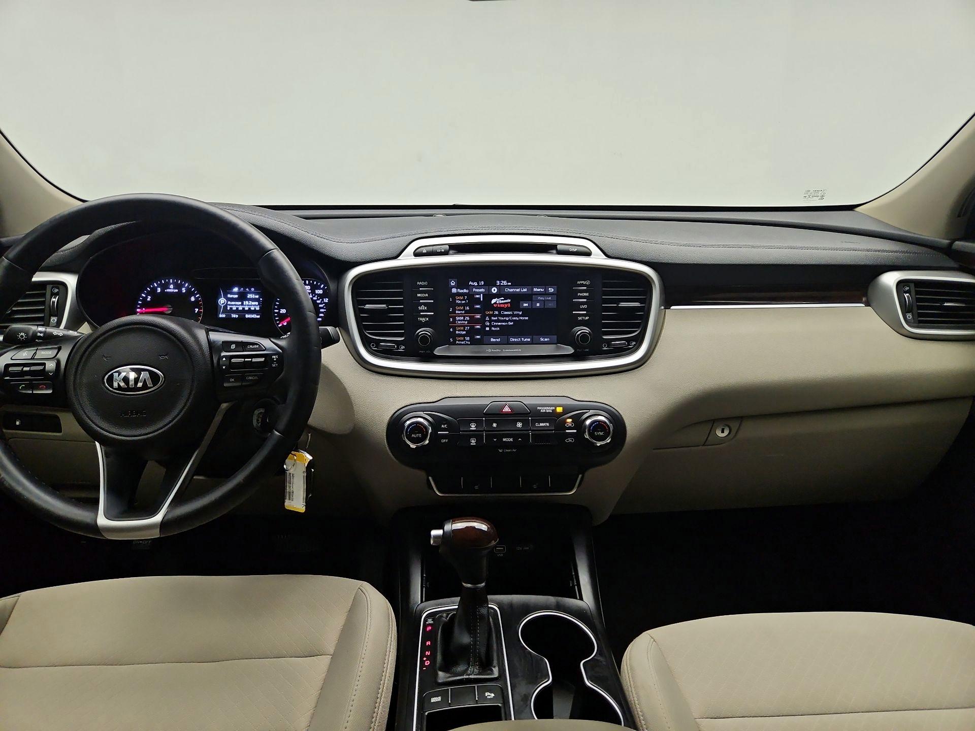 Thumbnail: 2018 Kia Sorento - 8
