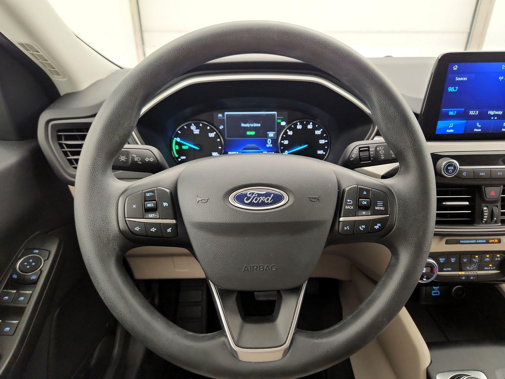Thumbnail: 2021 Ford Escape - 10