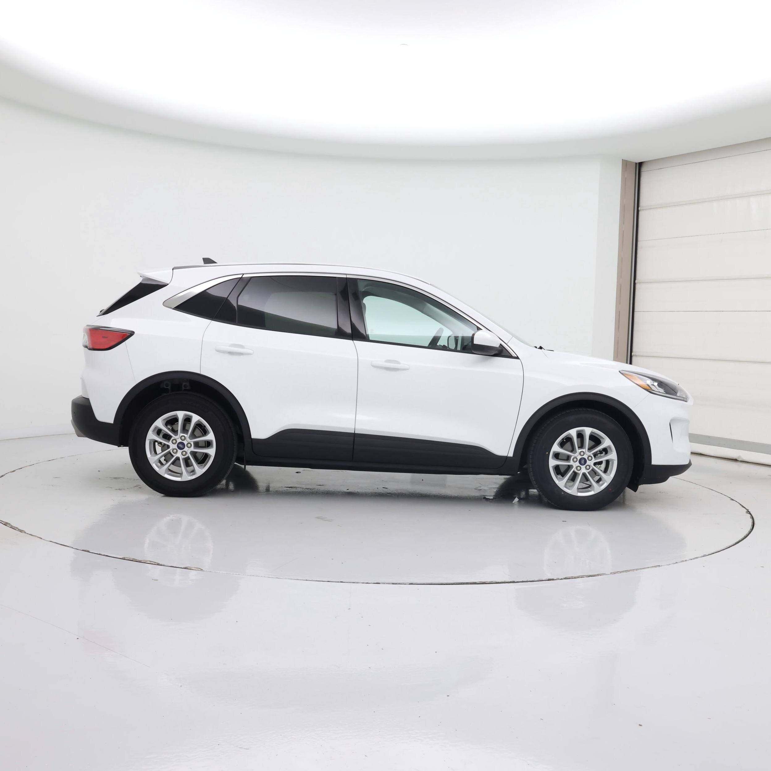 Thumbnail: 2021 Ford Escape - 7