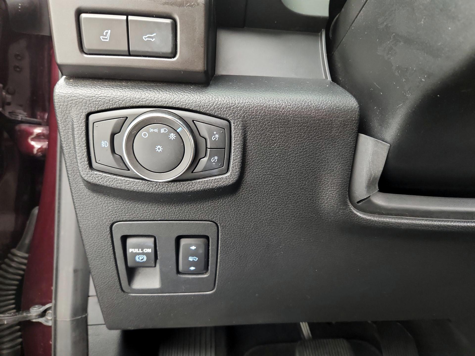 Thumbnail: 2021 Ford Expedition - 13