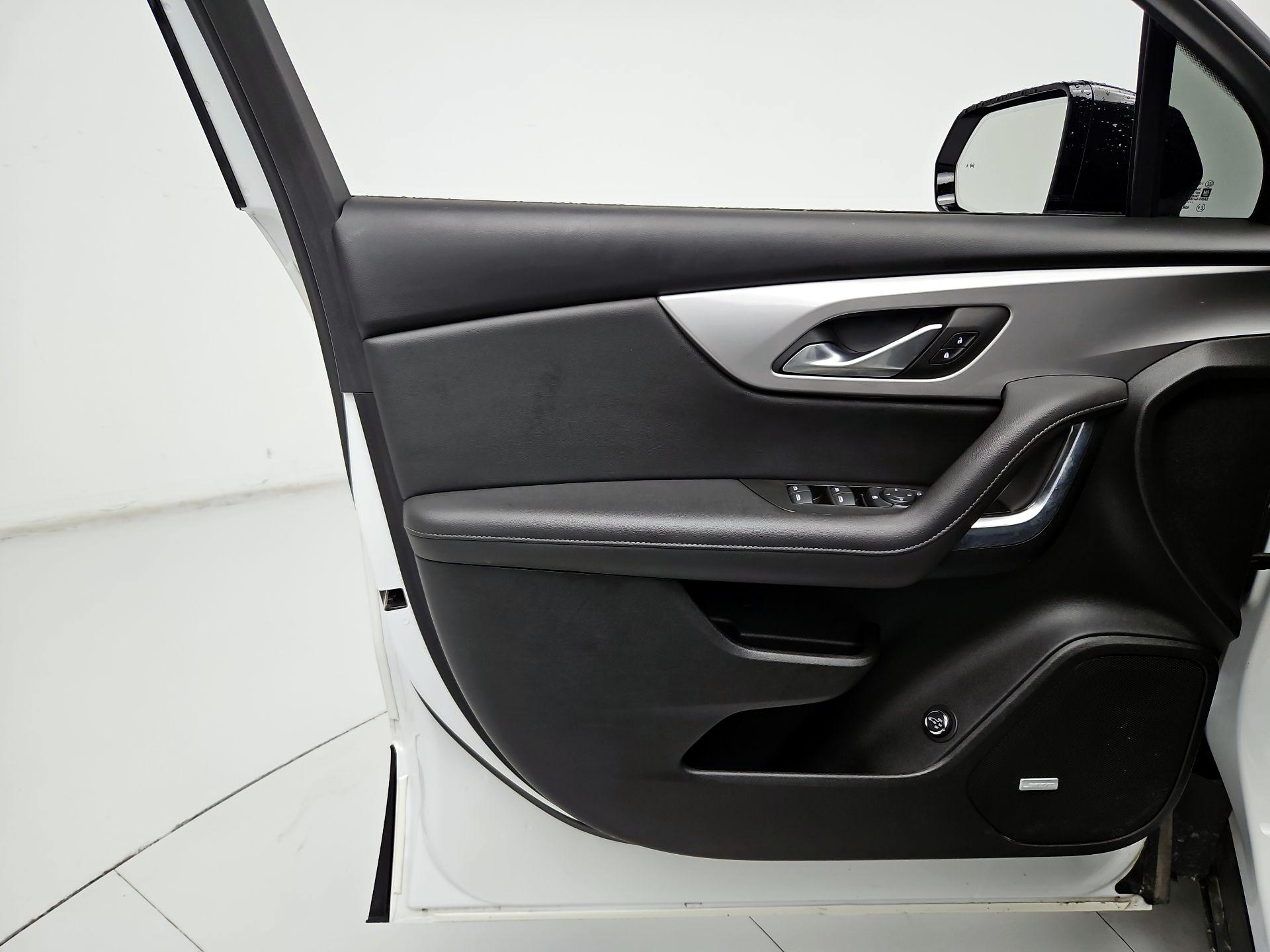Thumbnail: 2022 Chevrolet Blazer - 12