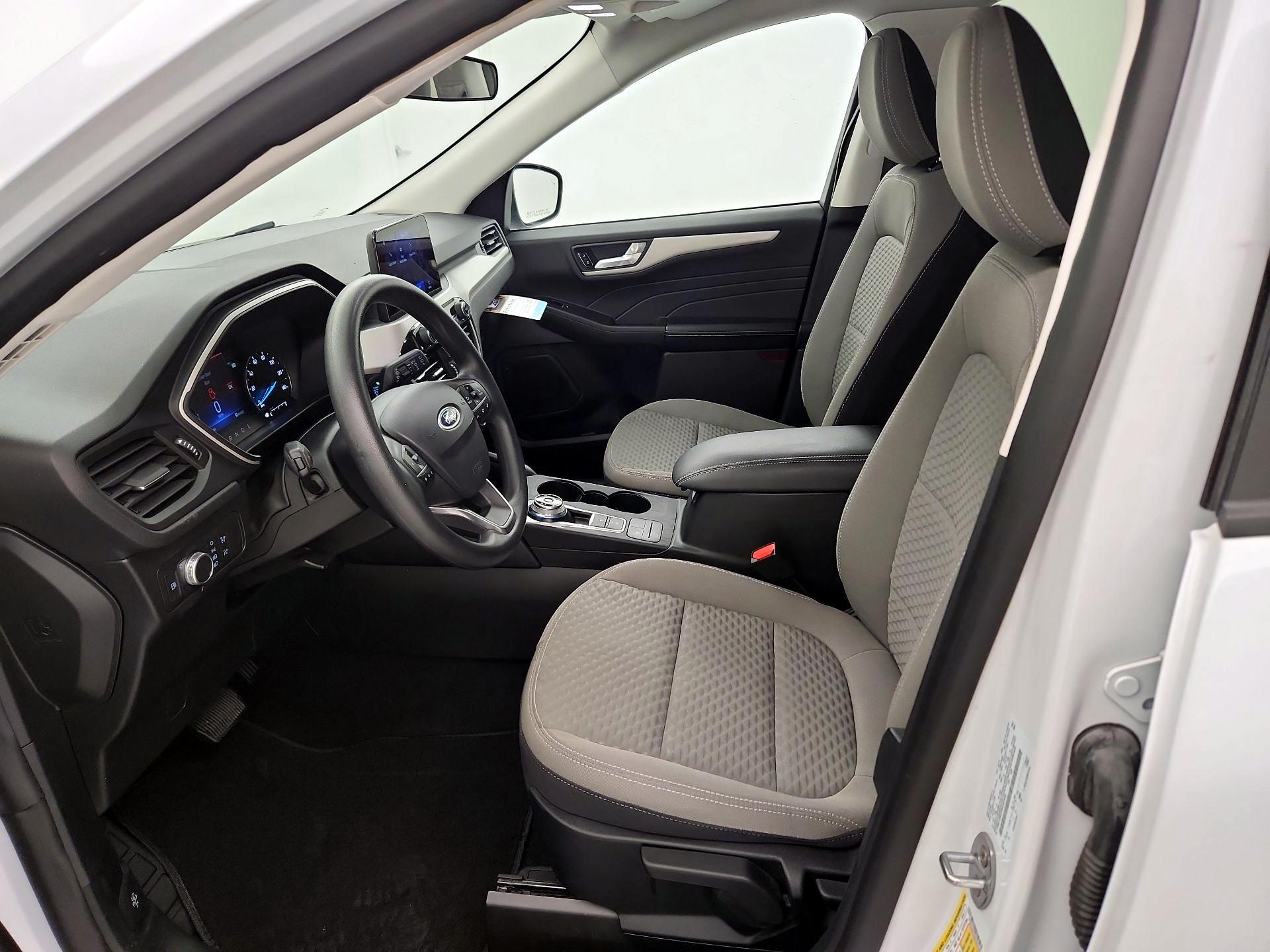Thumbnail: 2021 Ford Escape - 11