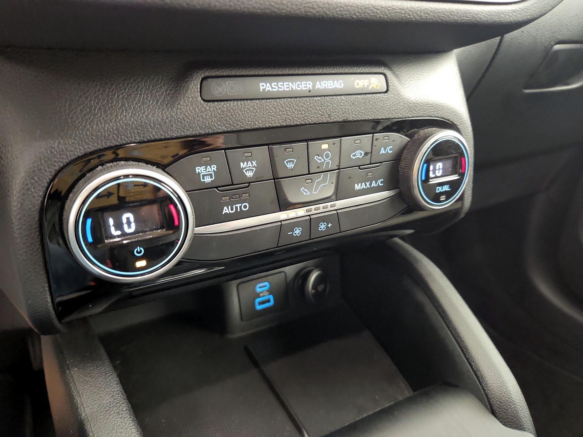Thumbnail: 2021 Ford Escape - 16