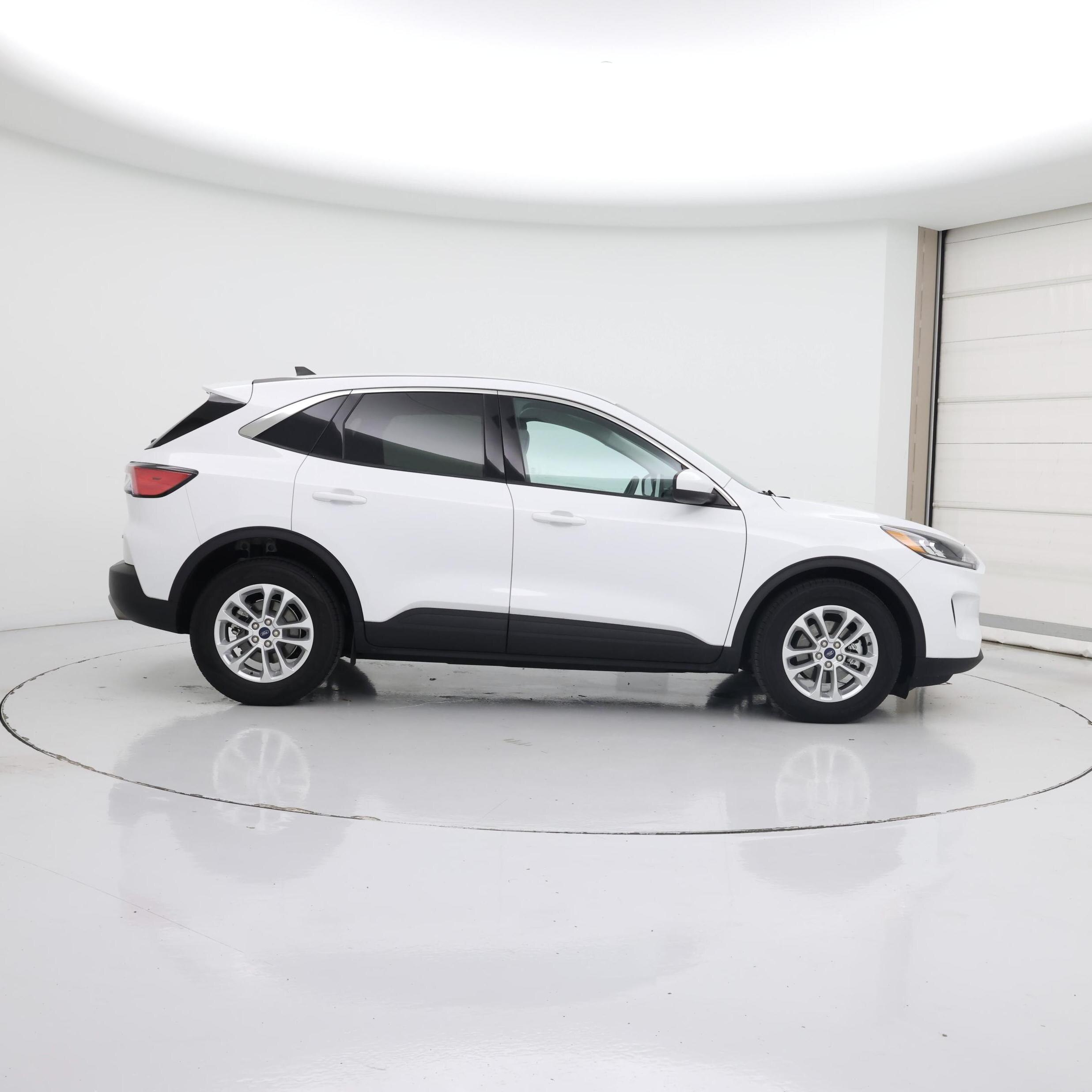 Thumbnail: 2021 Ford Escape - 7