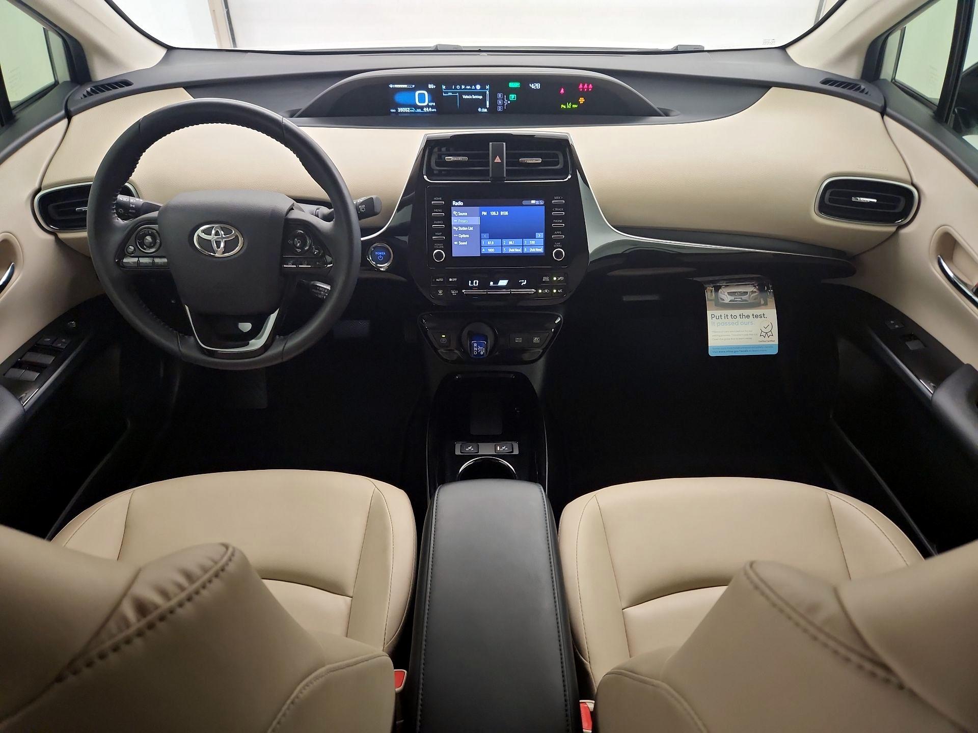 Thumbnail: 2020 Toyota Prius - 9