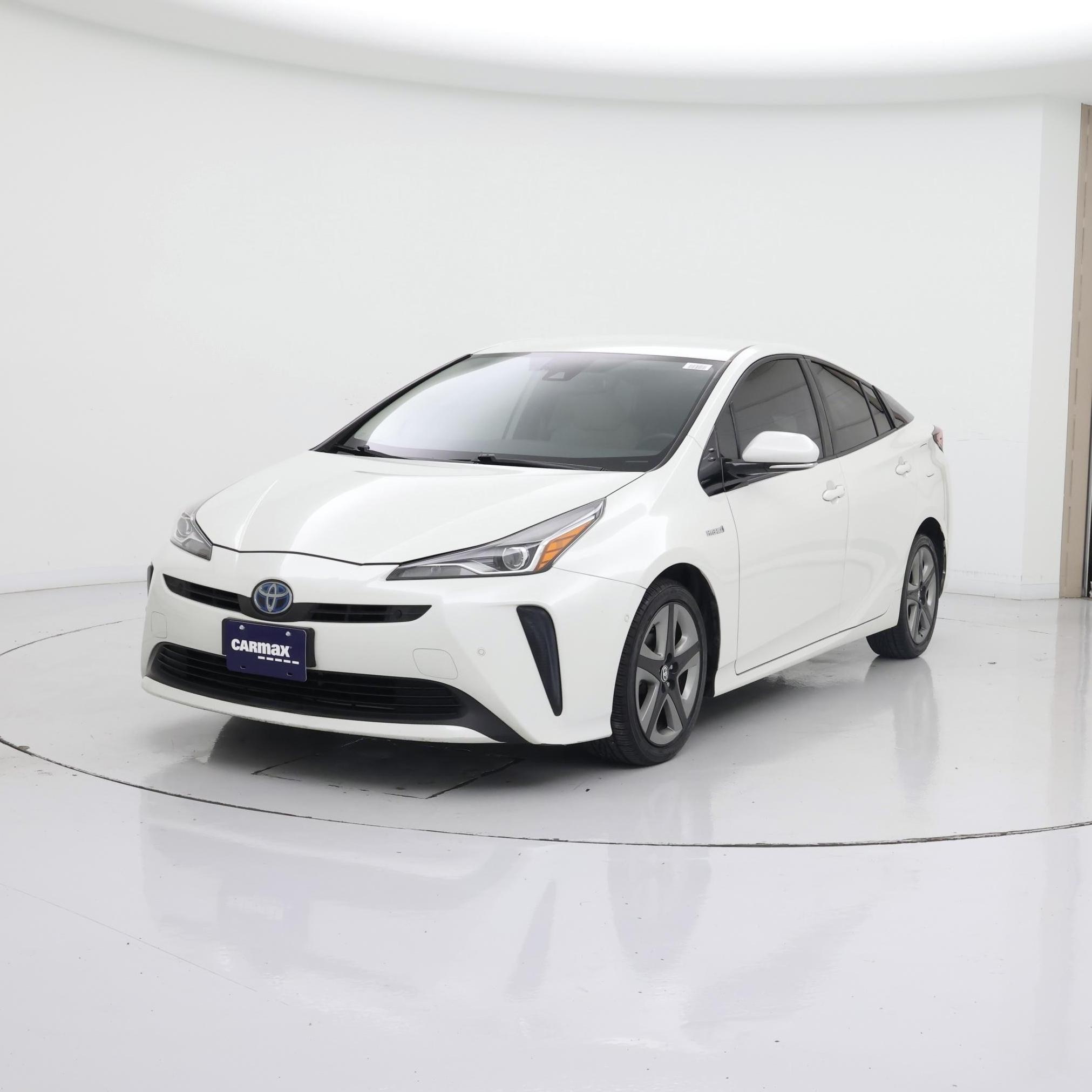 Thumbnail: 2020 Toyota Prius - 4