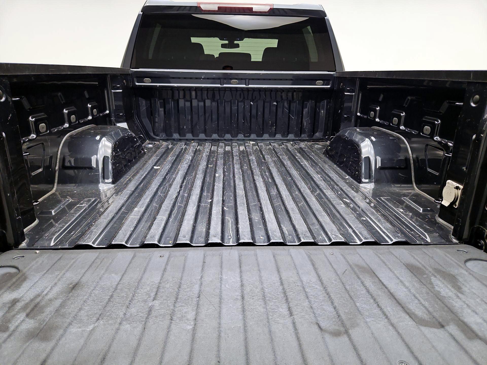 Thumbnail: 2021 Chevrolet Silverado 1500 - 20