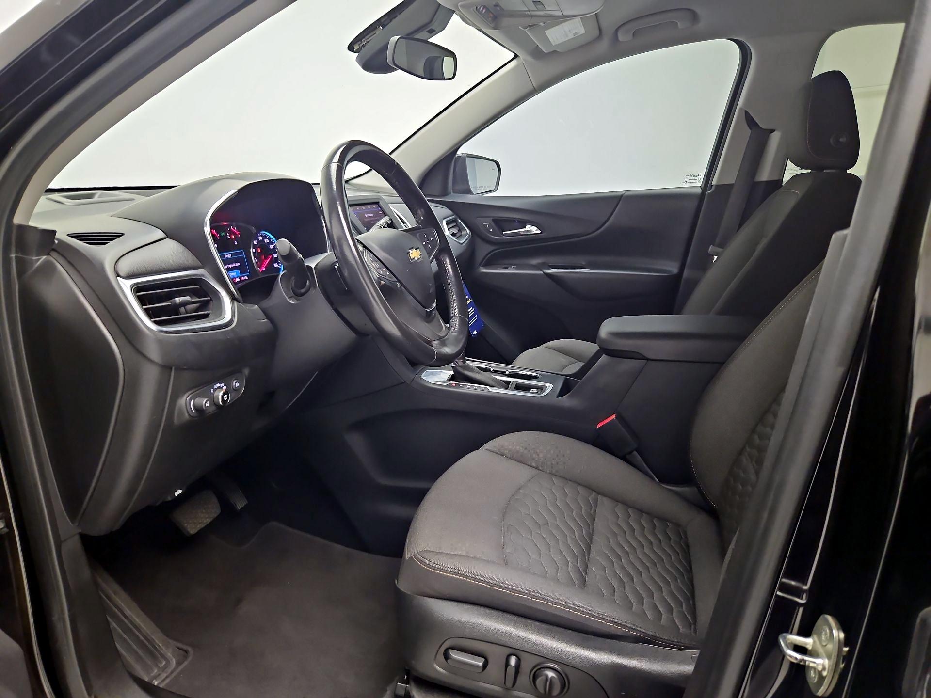 Thumbnail: 2020 Chevrolet Equinox - 11