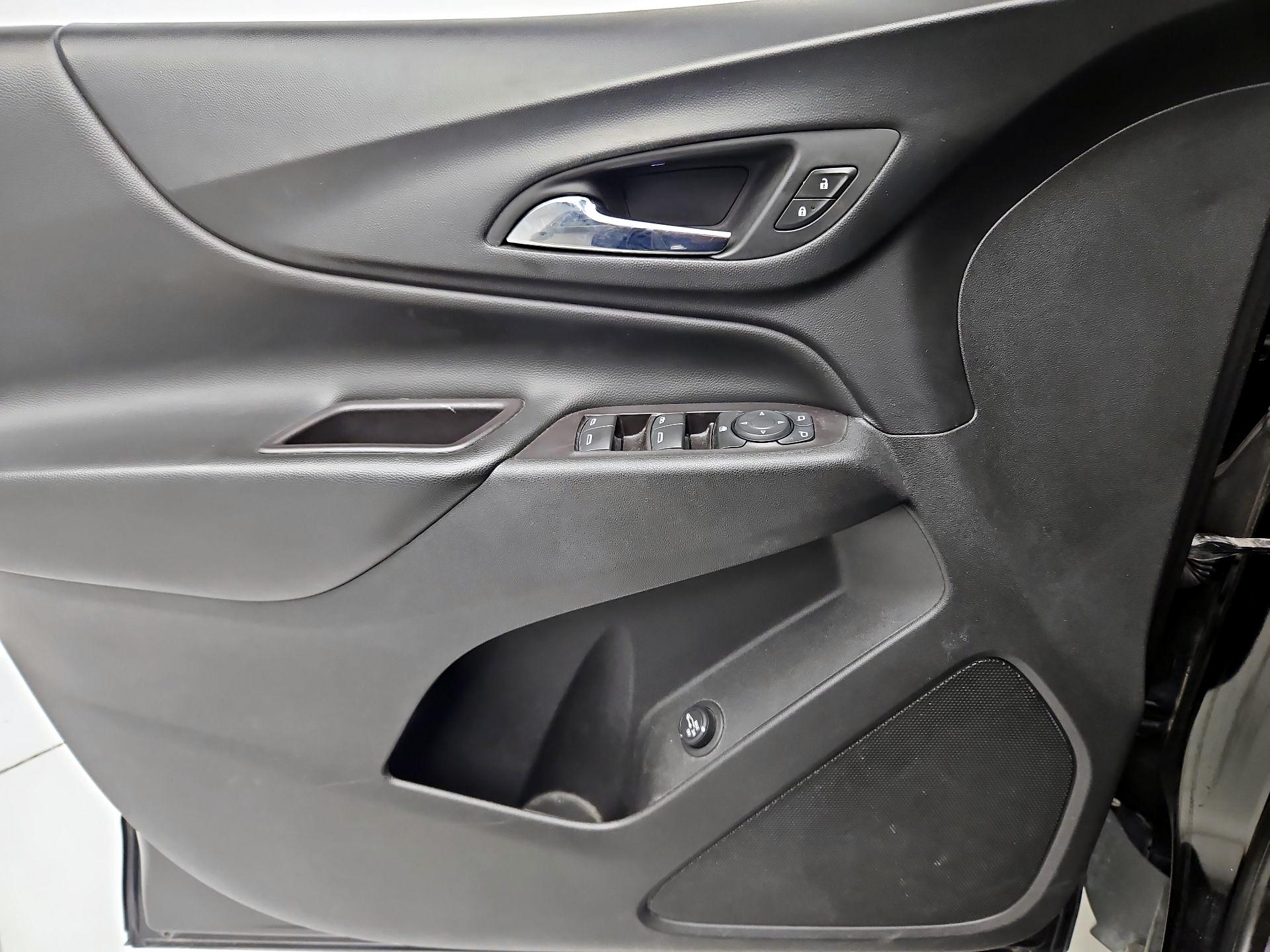 Thumbnail: 2020 Chevrolet Equinox - 12