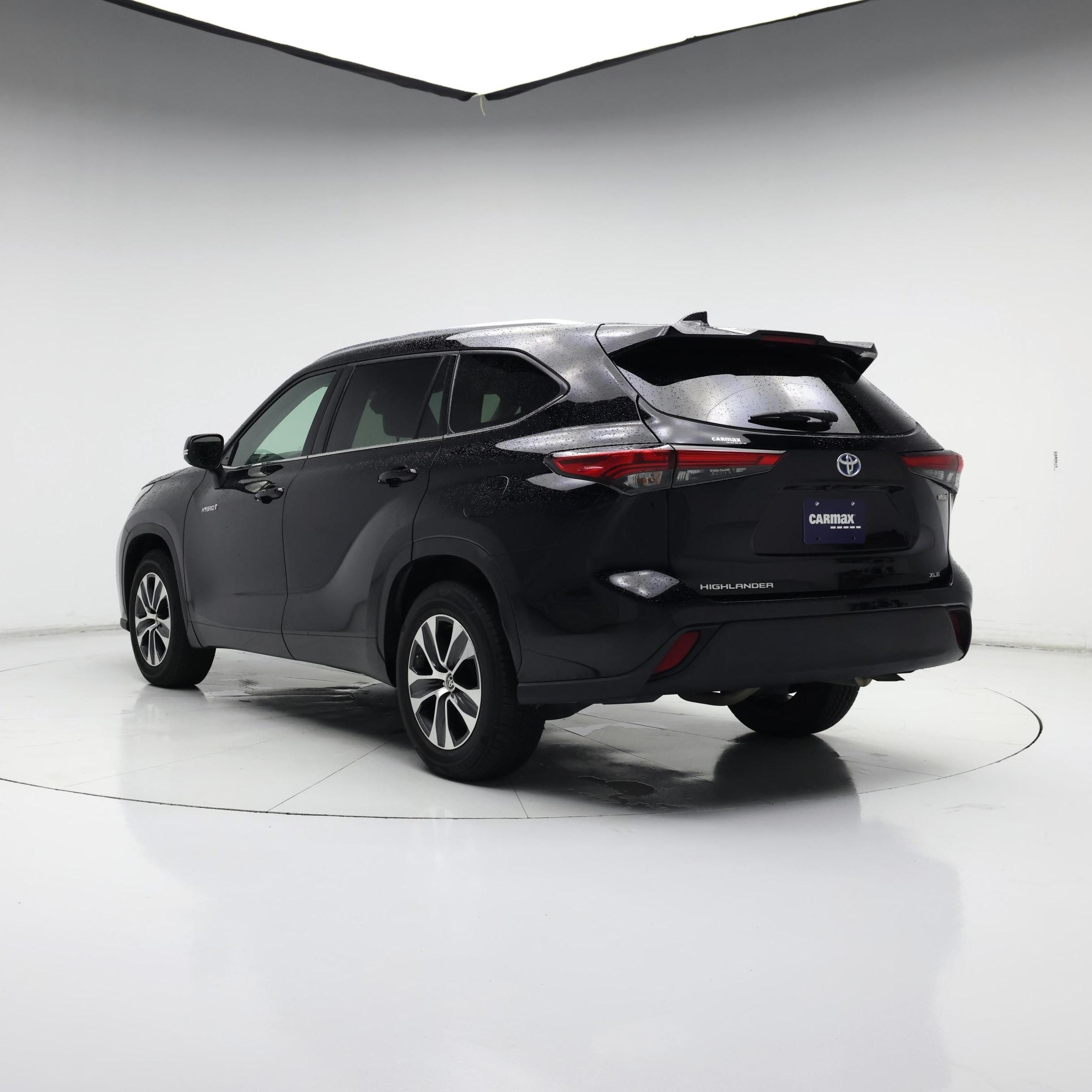 Thumbnail: 2021 Toyota Highlander - 2