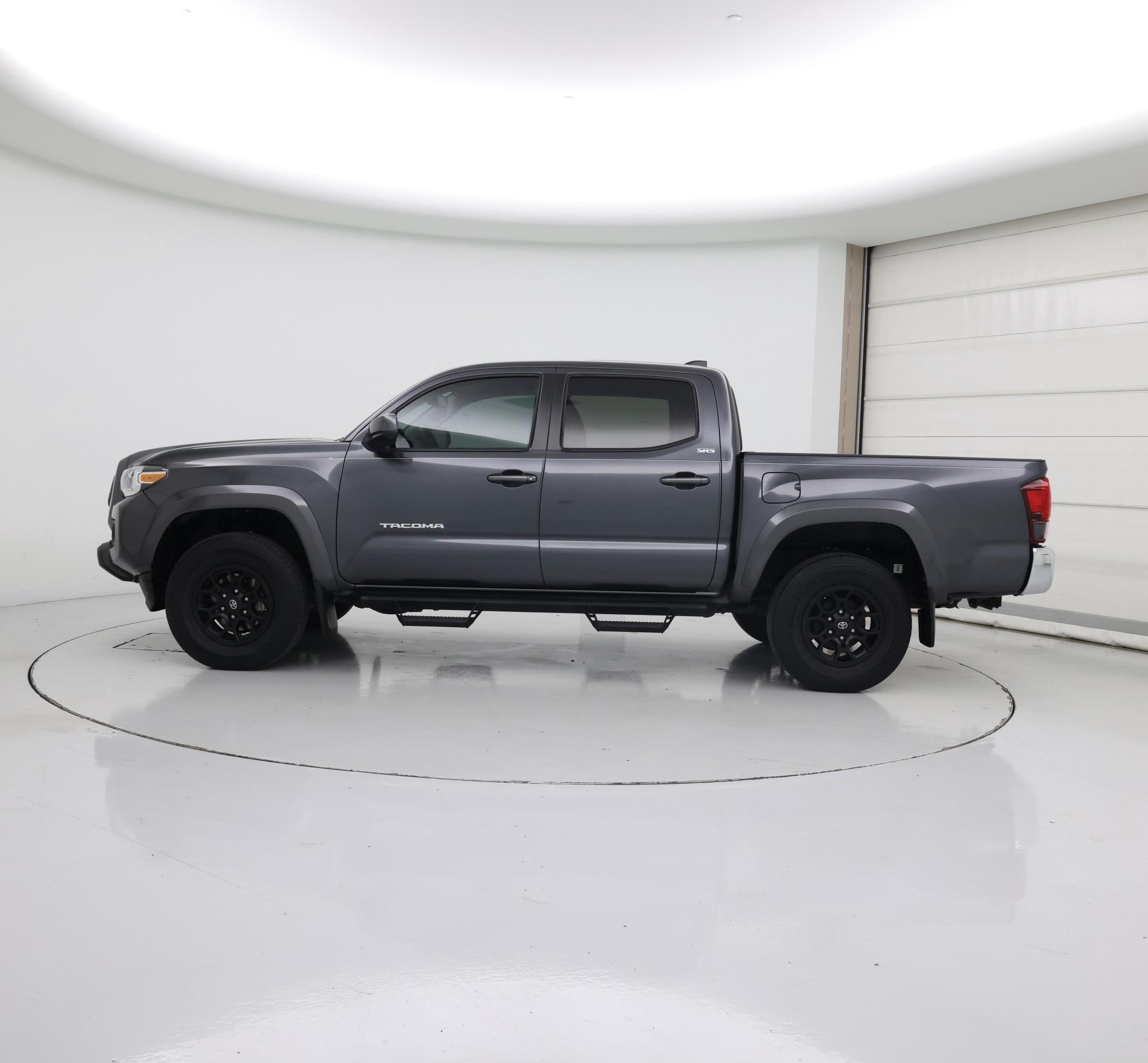 Thumbnail: 2022 Toyota Tacoma - 3