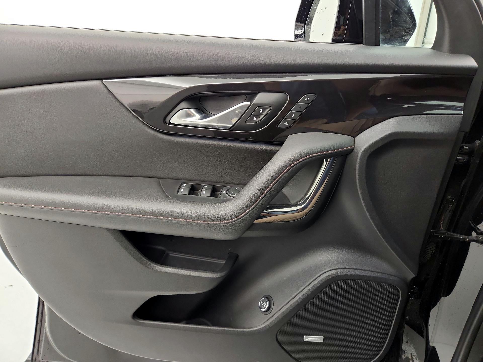 Thumbnail: 2020 Chevrolet Blazer - 12