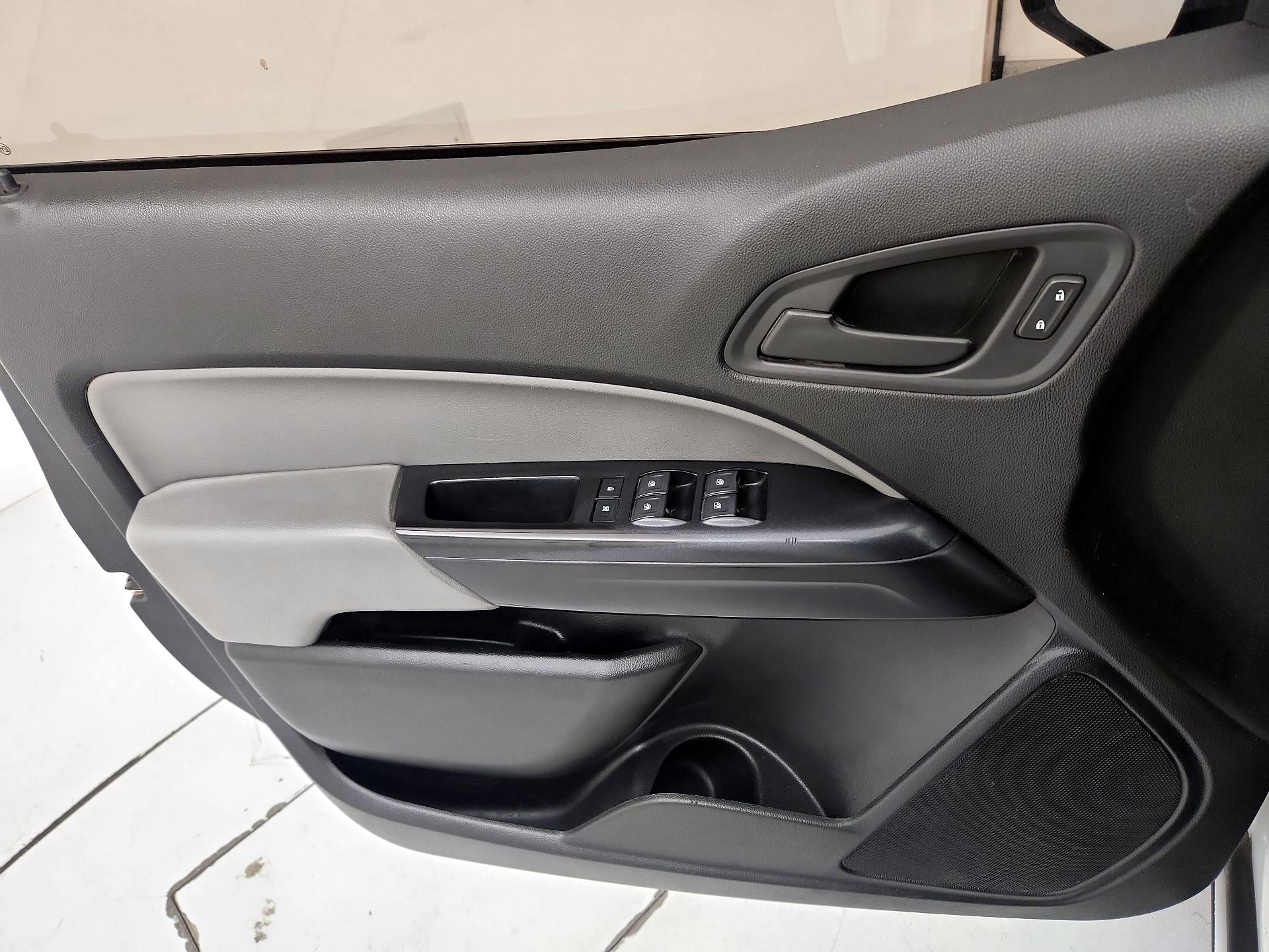 Thumbnail: 2020 Chevrolet Colorado - 12