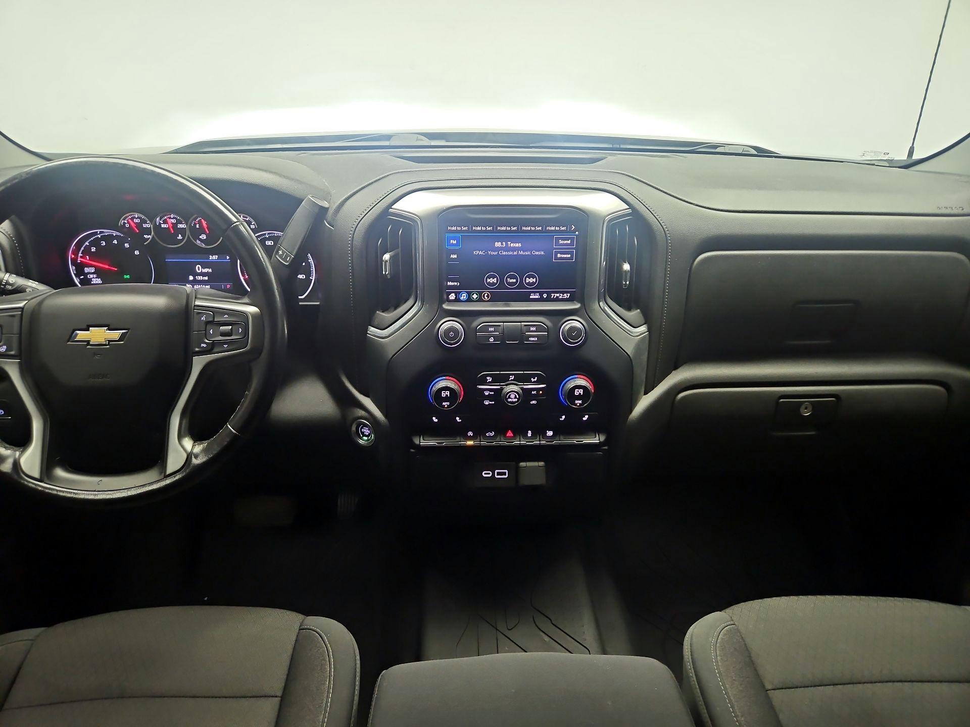 Thumbnail: 2020 Chevrolet Silverado 1500 - 8