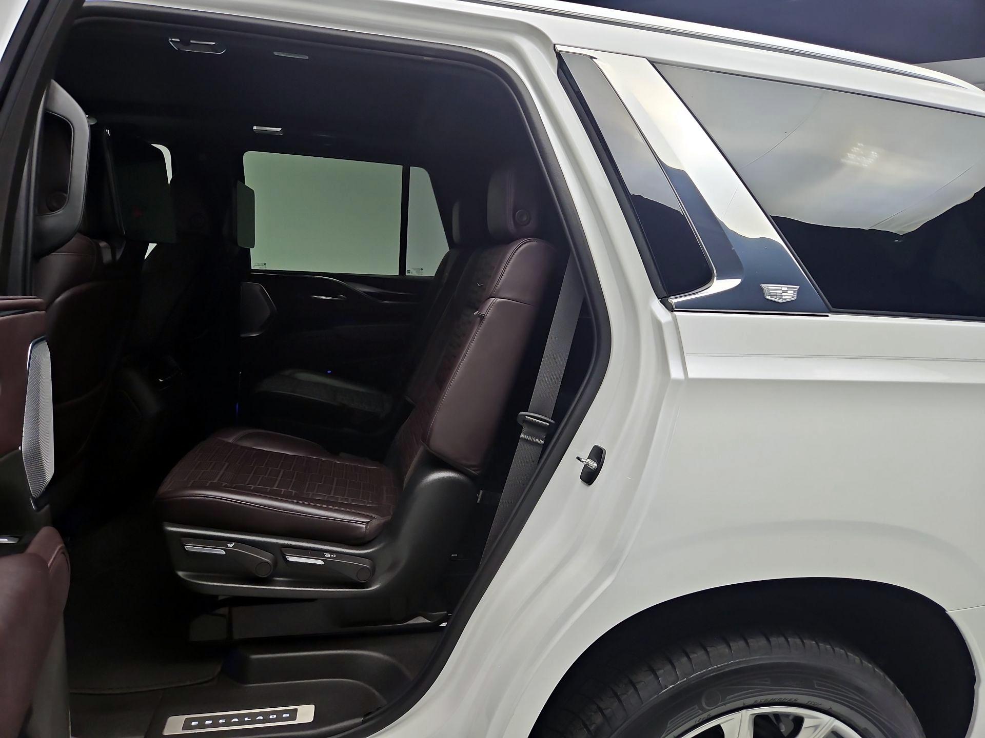 Thumbnail: 2023 Cadillac Escalade - 19