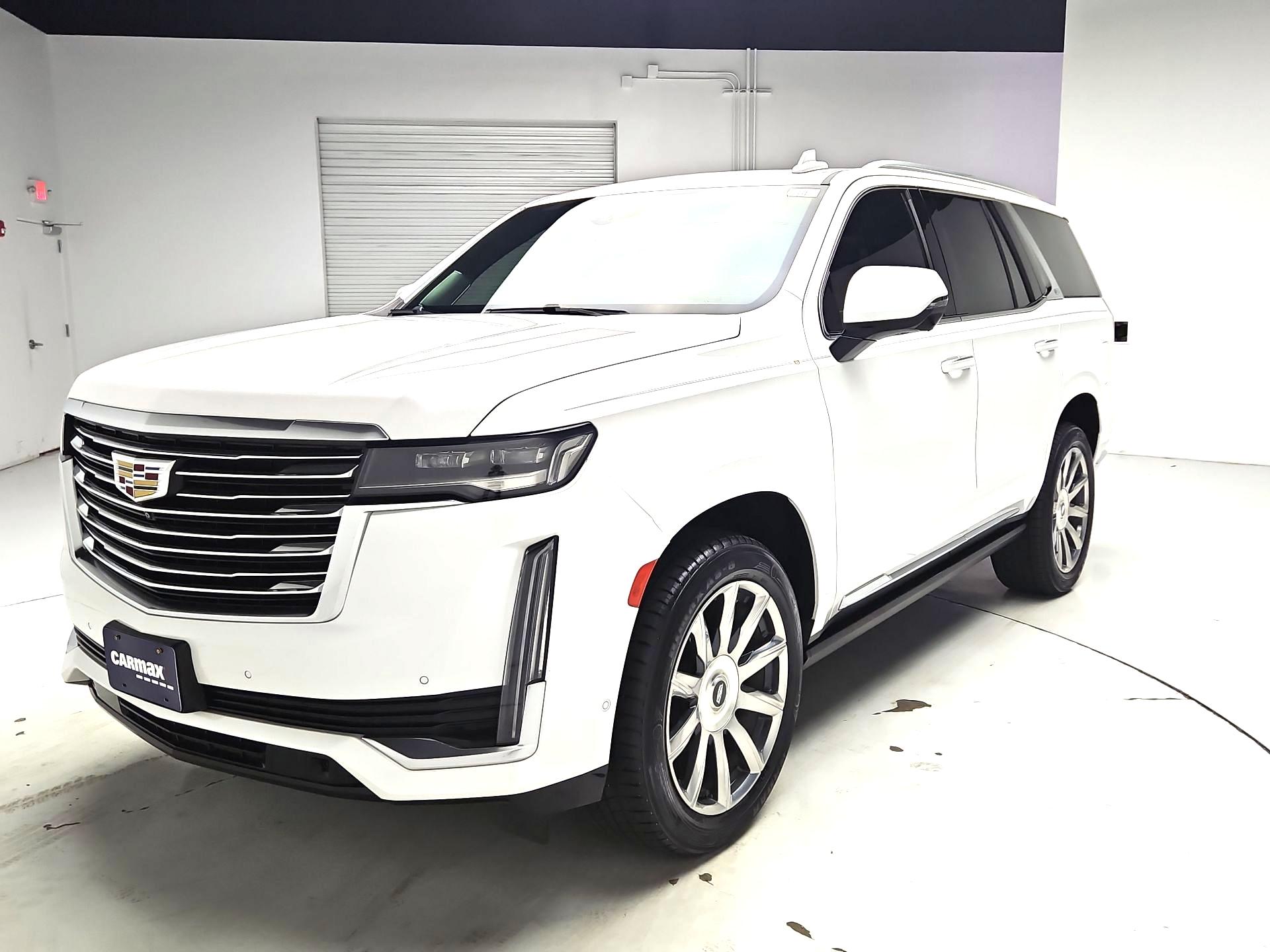 Thumbnail: 2023 Cadillac Escalade - 3