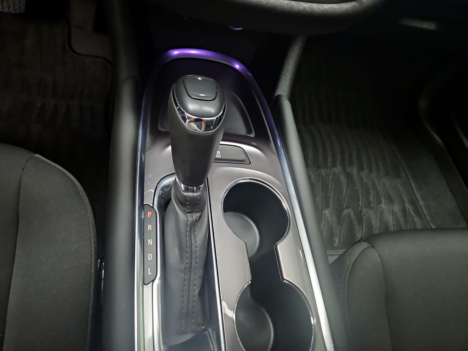 Thumbnail: 2018 Chevrolet Malibu - 15