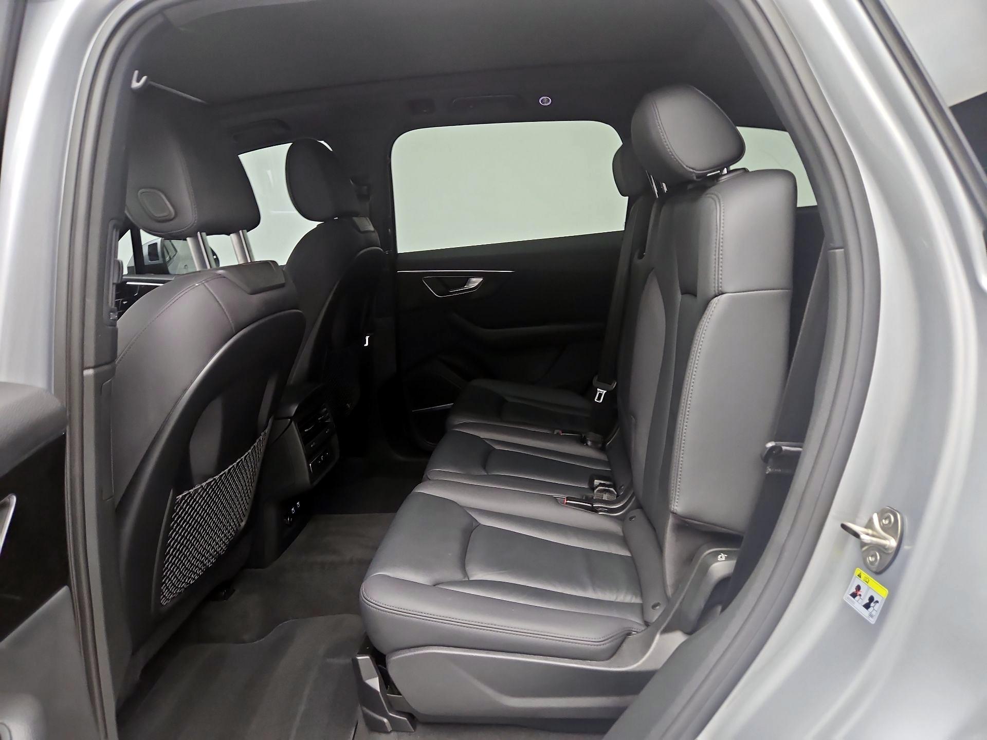Thumbnail: 2021 Audi Q7 - 18