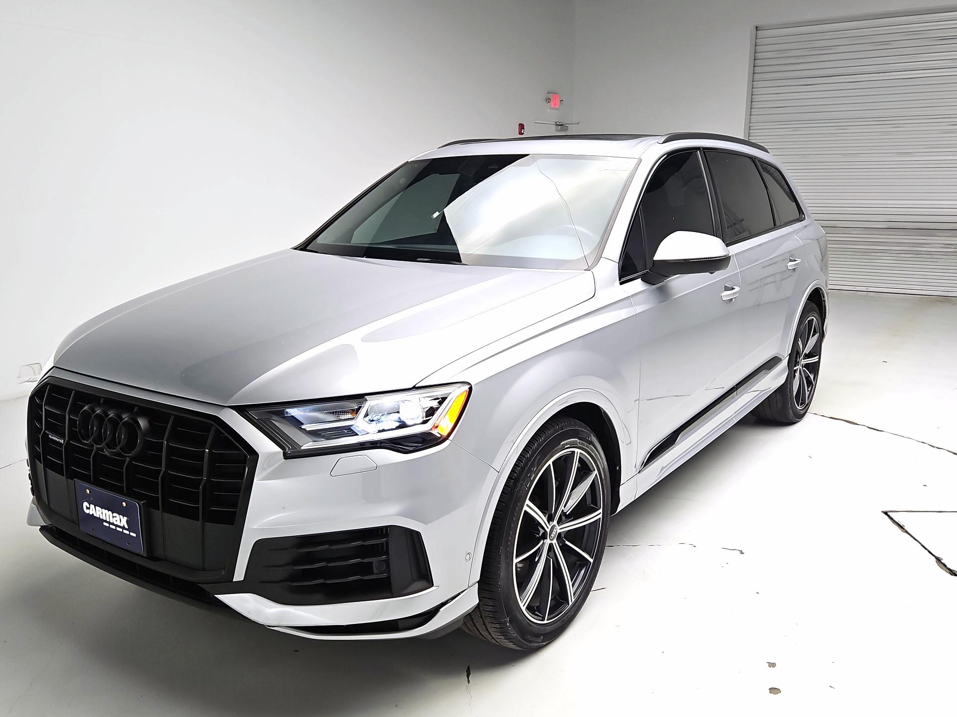 Thumbnail: 2021 Audi Q7 - 3