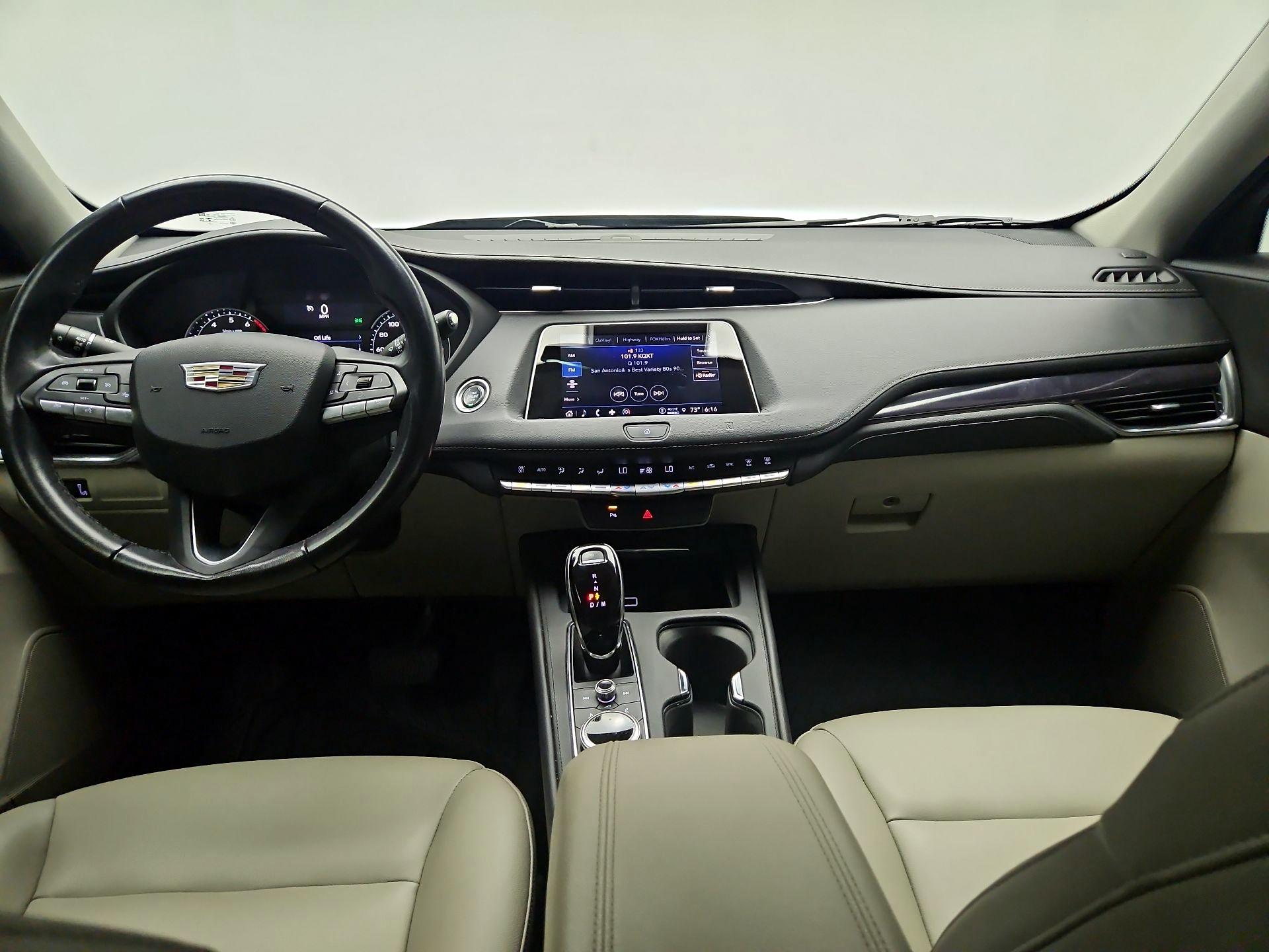 Thumbnail: 2021 Cadillac XT4 - 8