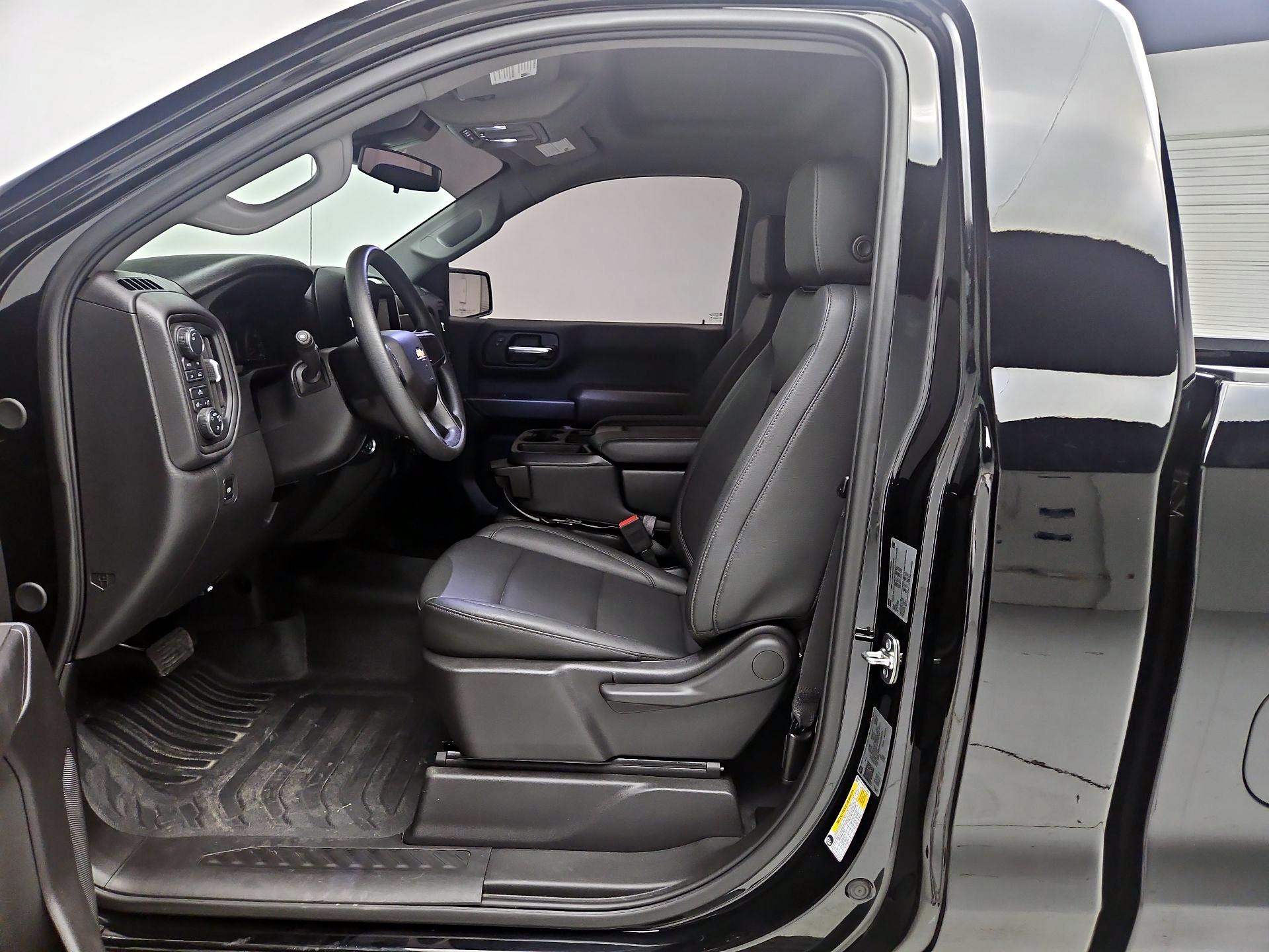 Thumbnail: 2025 Chevrolet Silverado 1500 - 9