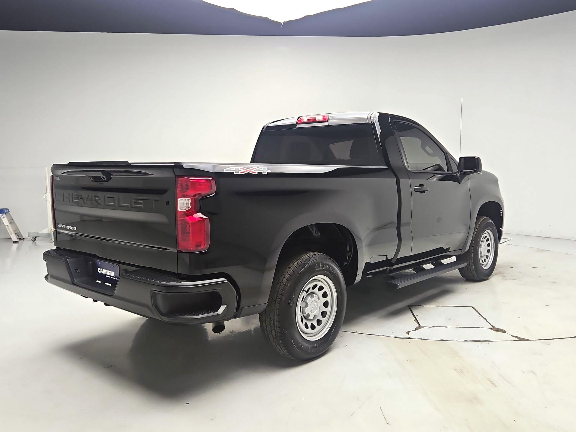 Thumbnail: 2025 Chevrolet Silverado 1500 - 5