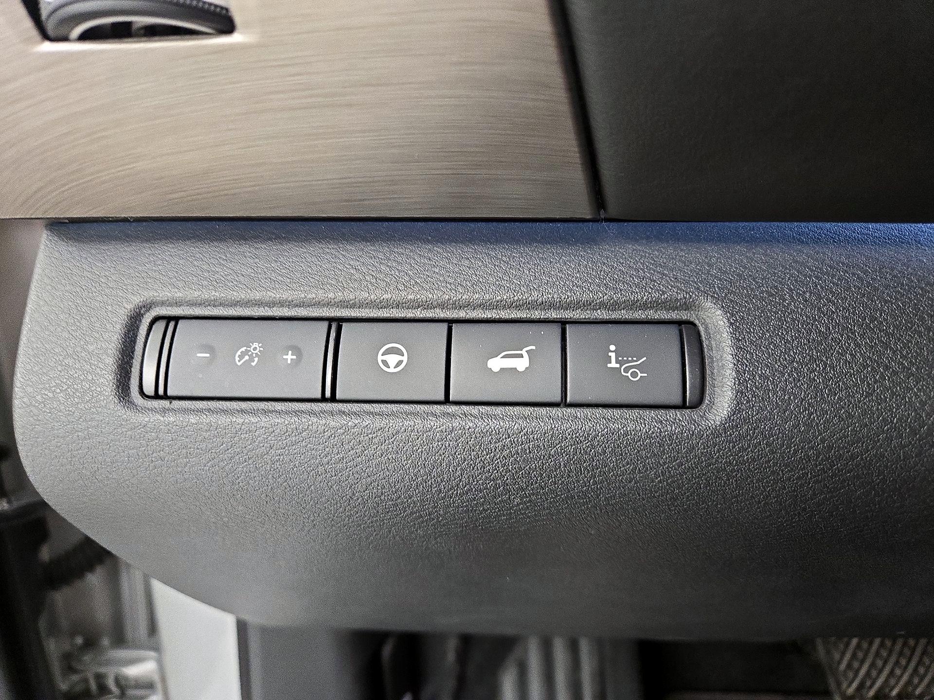 Thumbnail: 2022 Nissan Pathfinder - 13